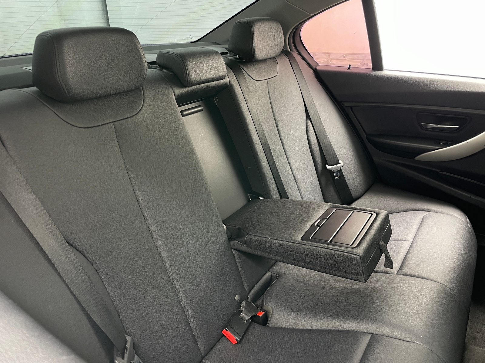 Thumbnail: 2014 BMW 3 Series - 5