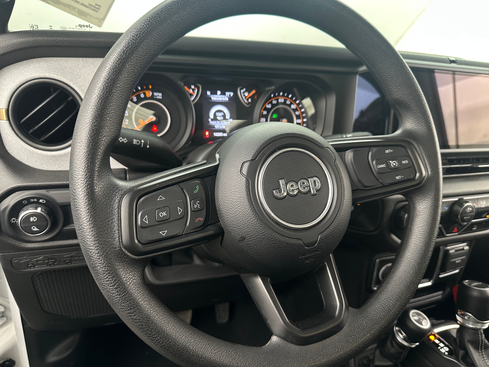 Thumbnail: 2024 Jeep Gladiator - 5