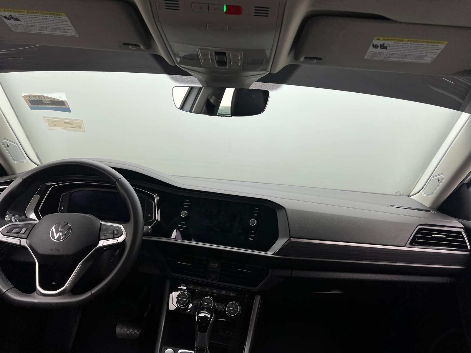 Thumbnail: 2022 Volkswagen Jetta - 2