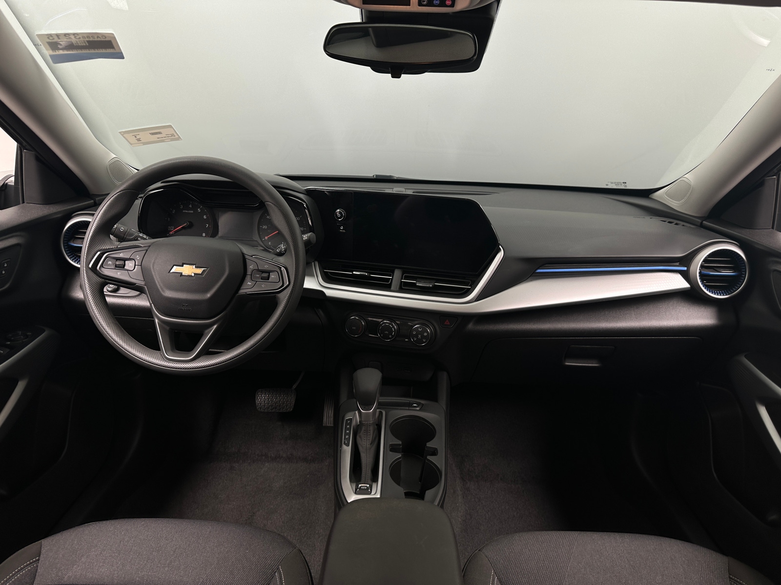 Thumbnail: 2025 Chevrolet Trax - 3