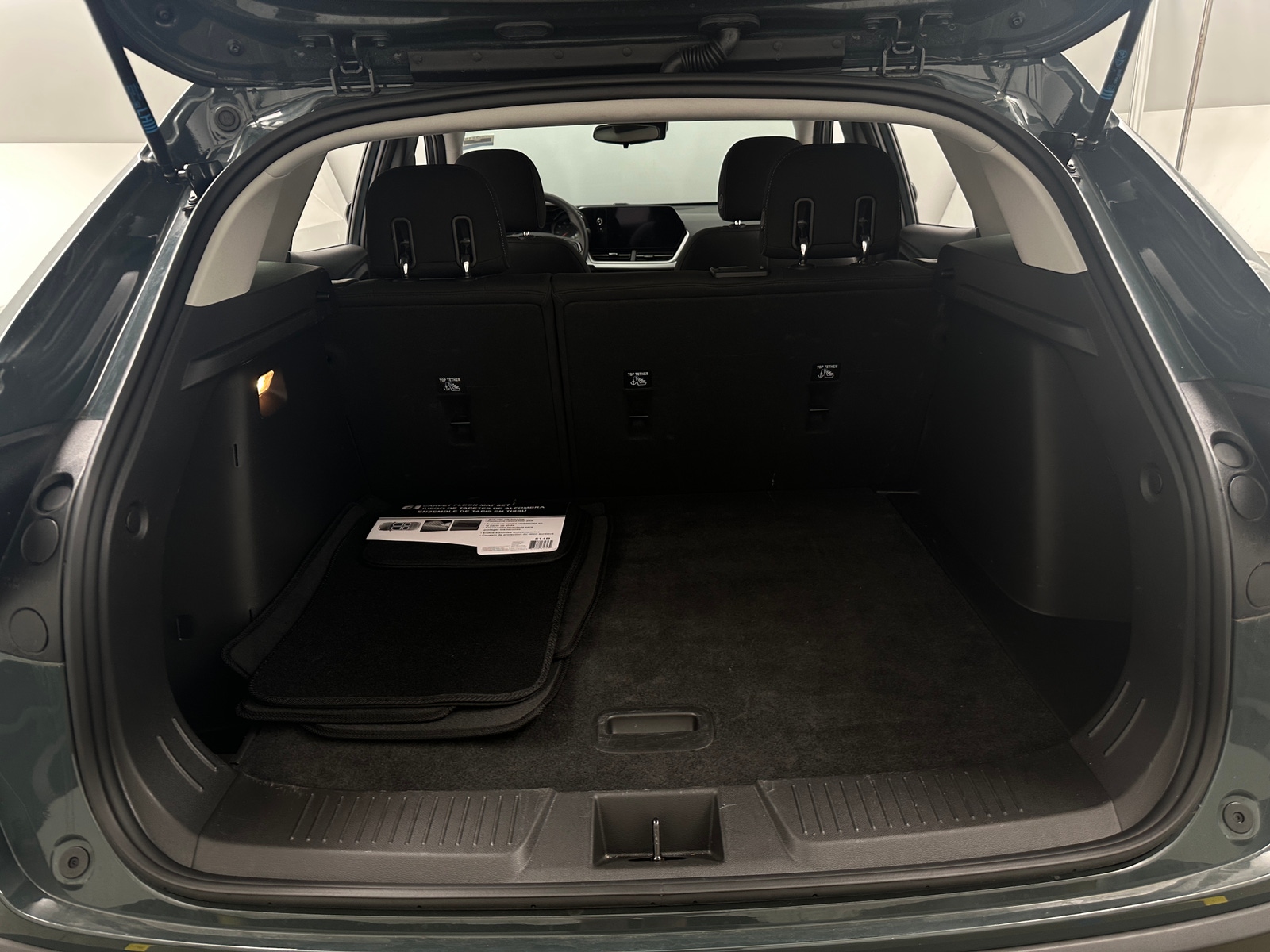 Thumbnail: 2025 Chevrolet Trax - 7
