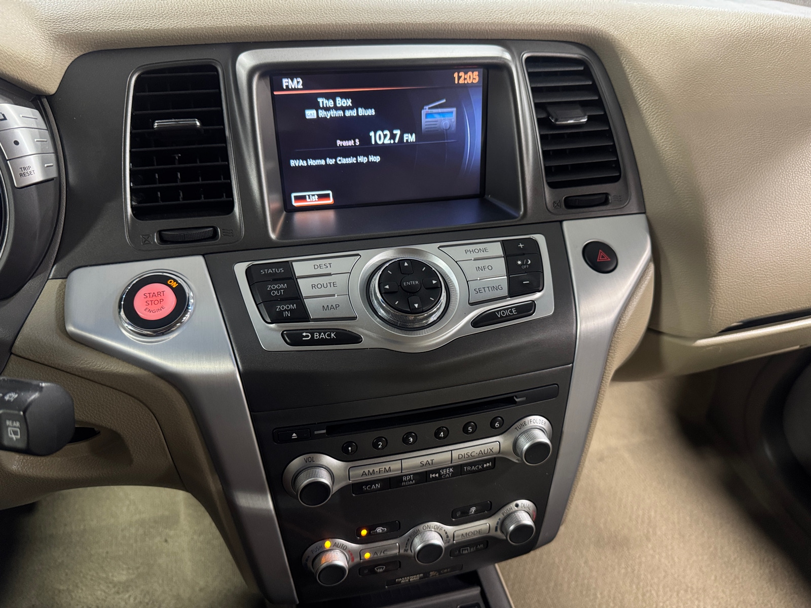 Thumbnail: 2011 Nissan Murano - 3