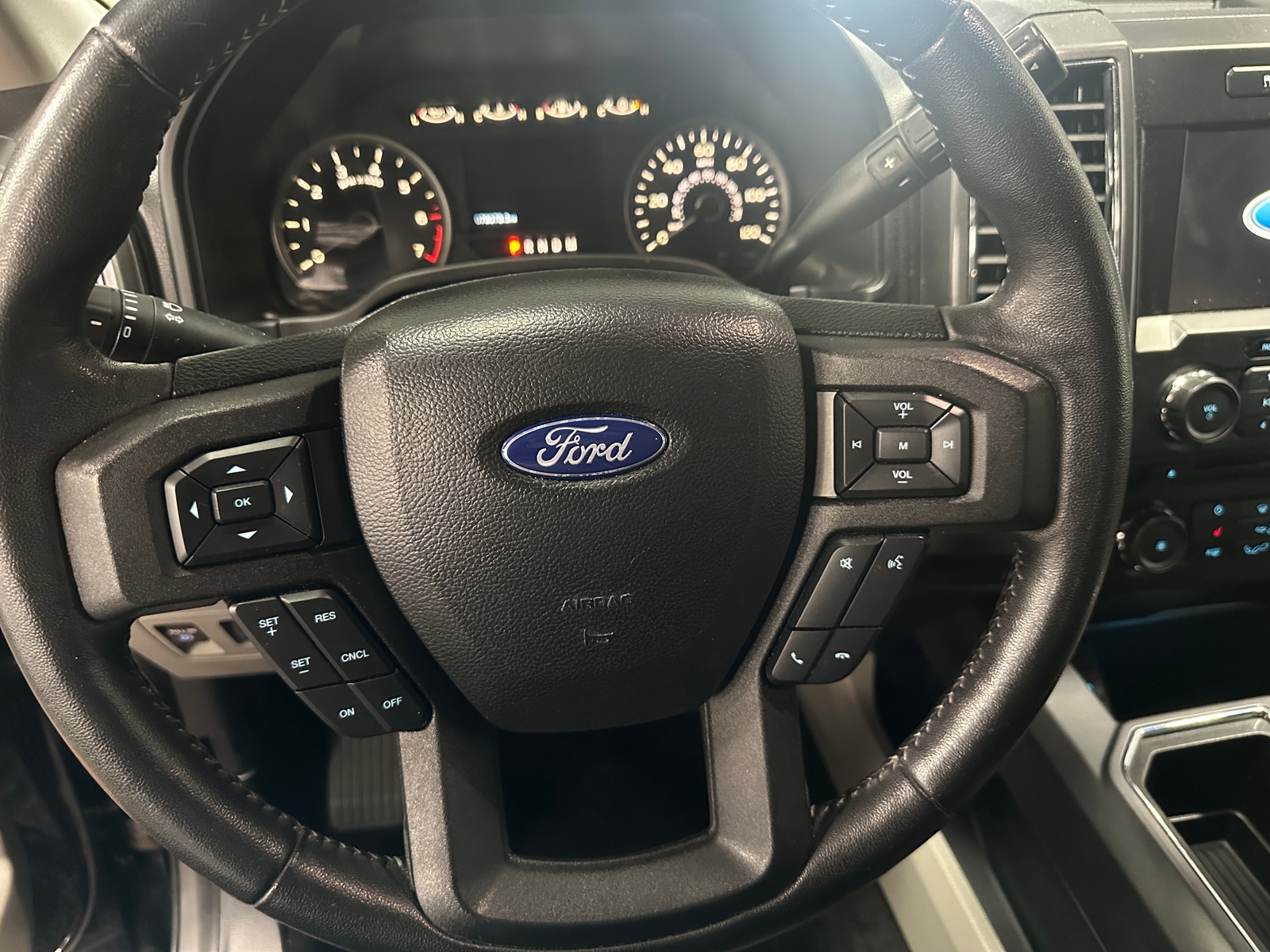 Thumbnail: 2018 Ford Econoline - 5