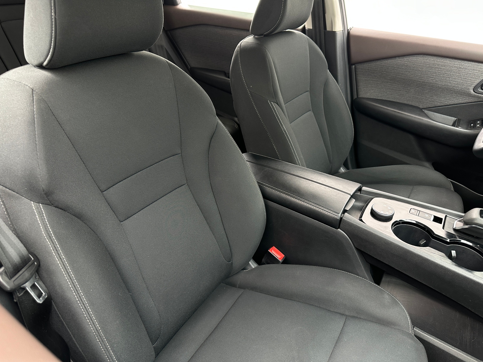 Thumbnail: 2023 Nissan Rogue - 2