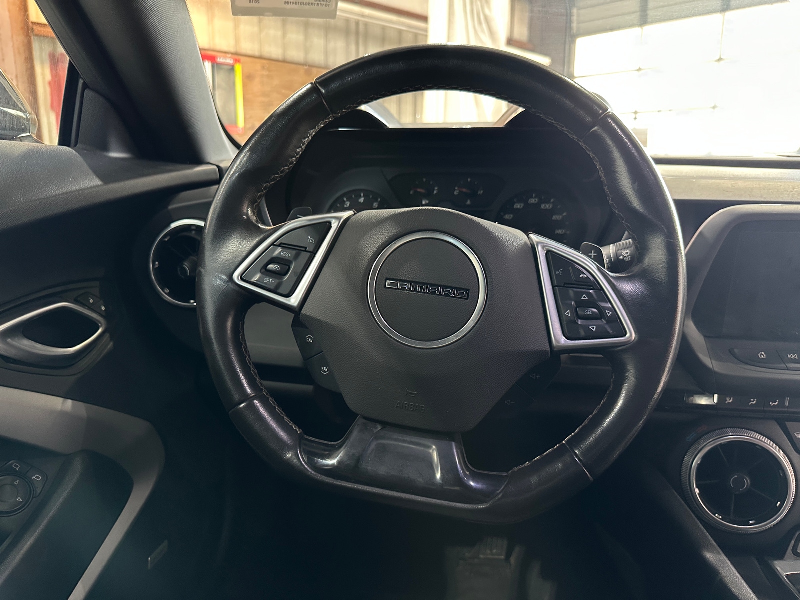Thumbnail: 2018 Chevrolet Camaro - 4