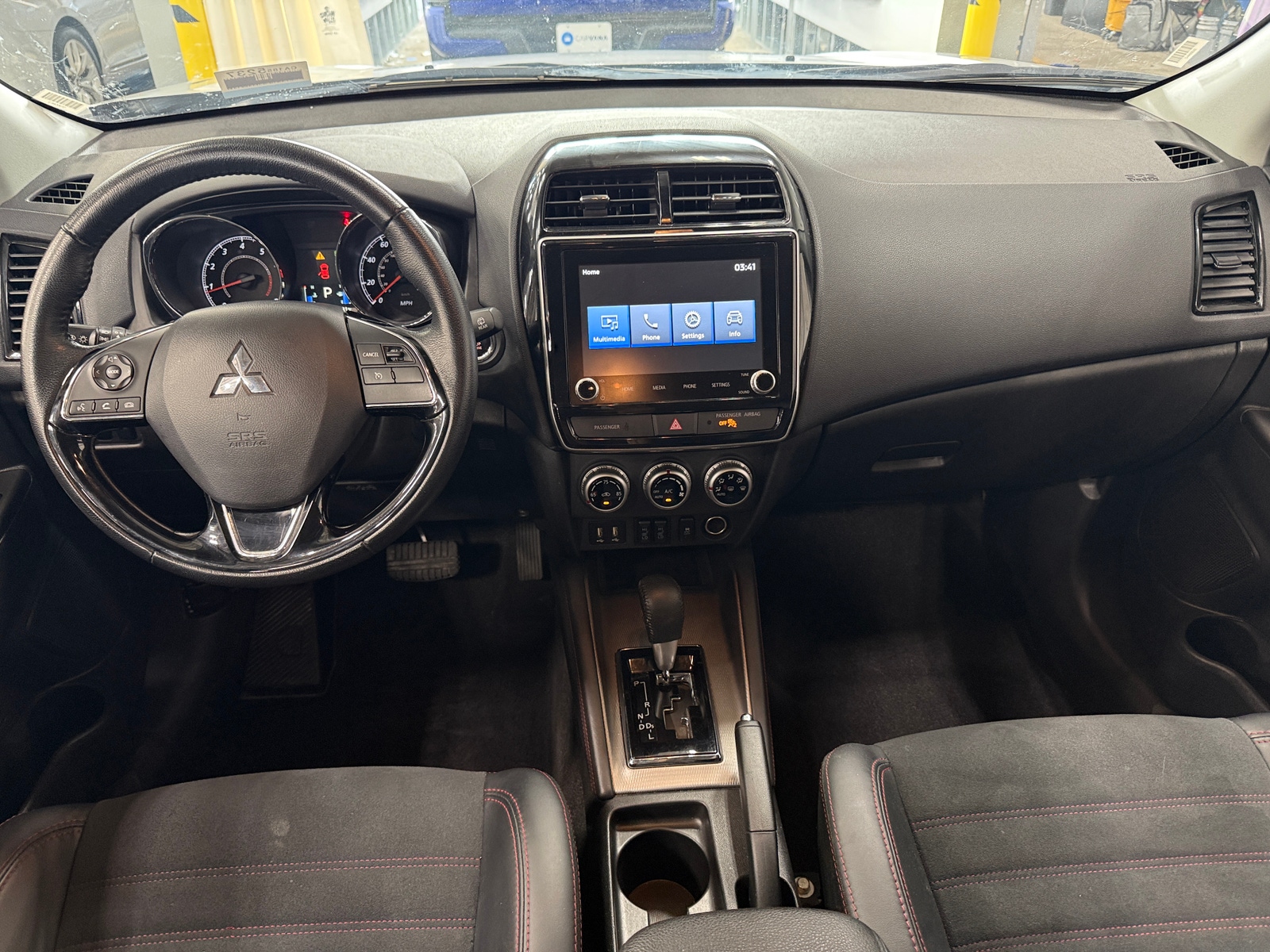 Thumbnail: 2024 Mitsubishi Outlander Sport - 3