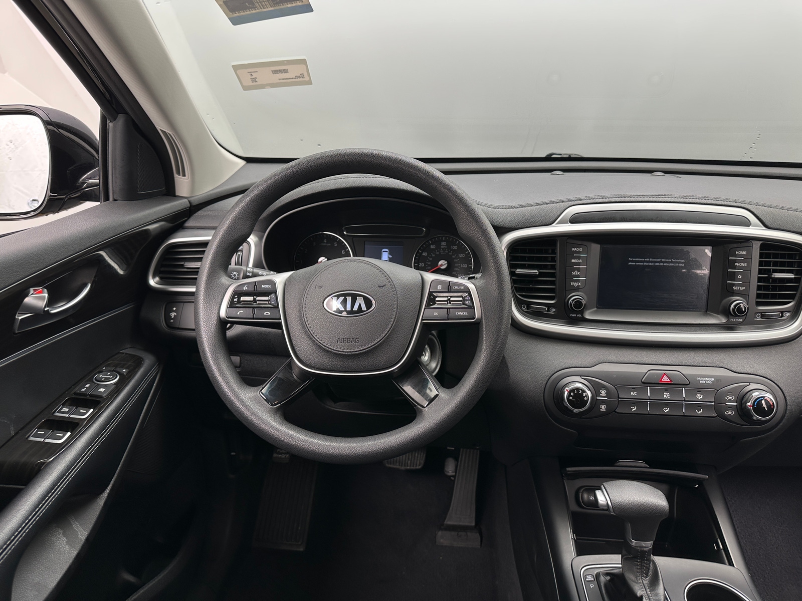 Thumbnail: 2019 Kia Sorento - 5