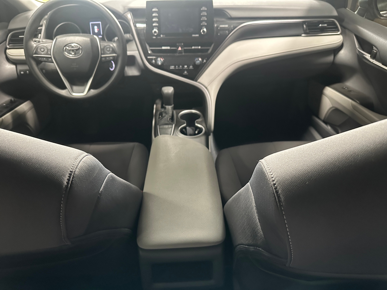 Thumbnail: 2022 Toyota Camry - 3