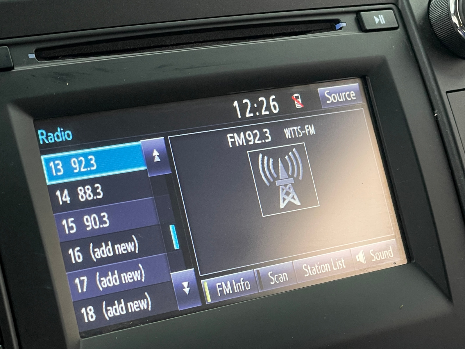 Thumbnail: 2016 Toyota Camry - 4