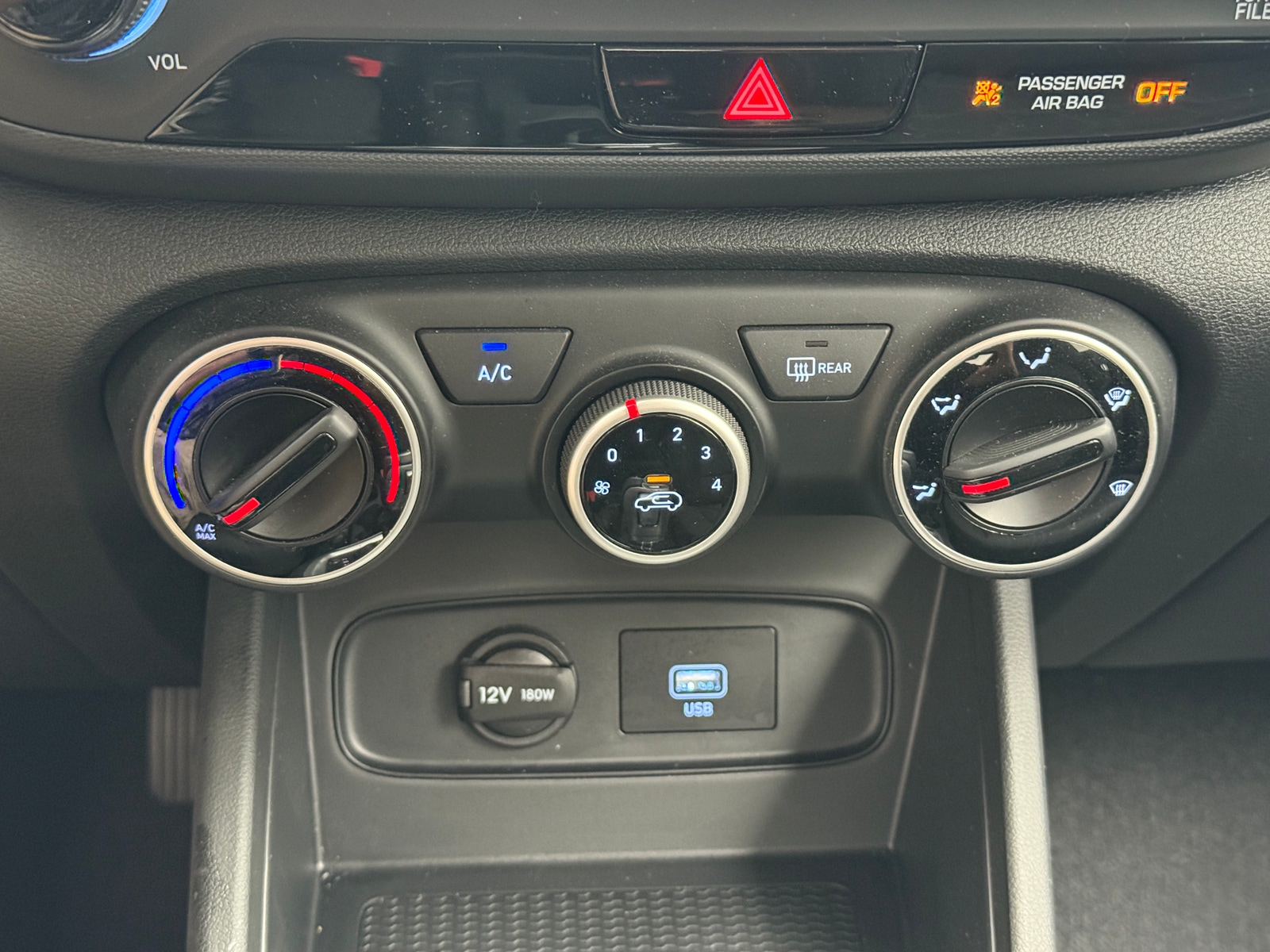 Thumbnail: 2020 Hyundai Venue - 4