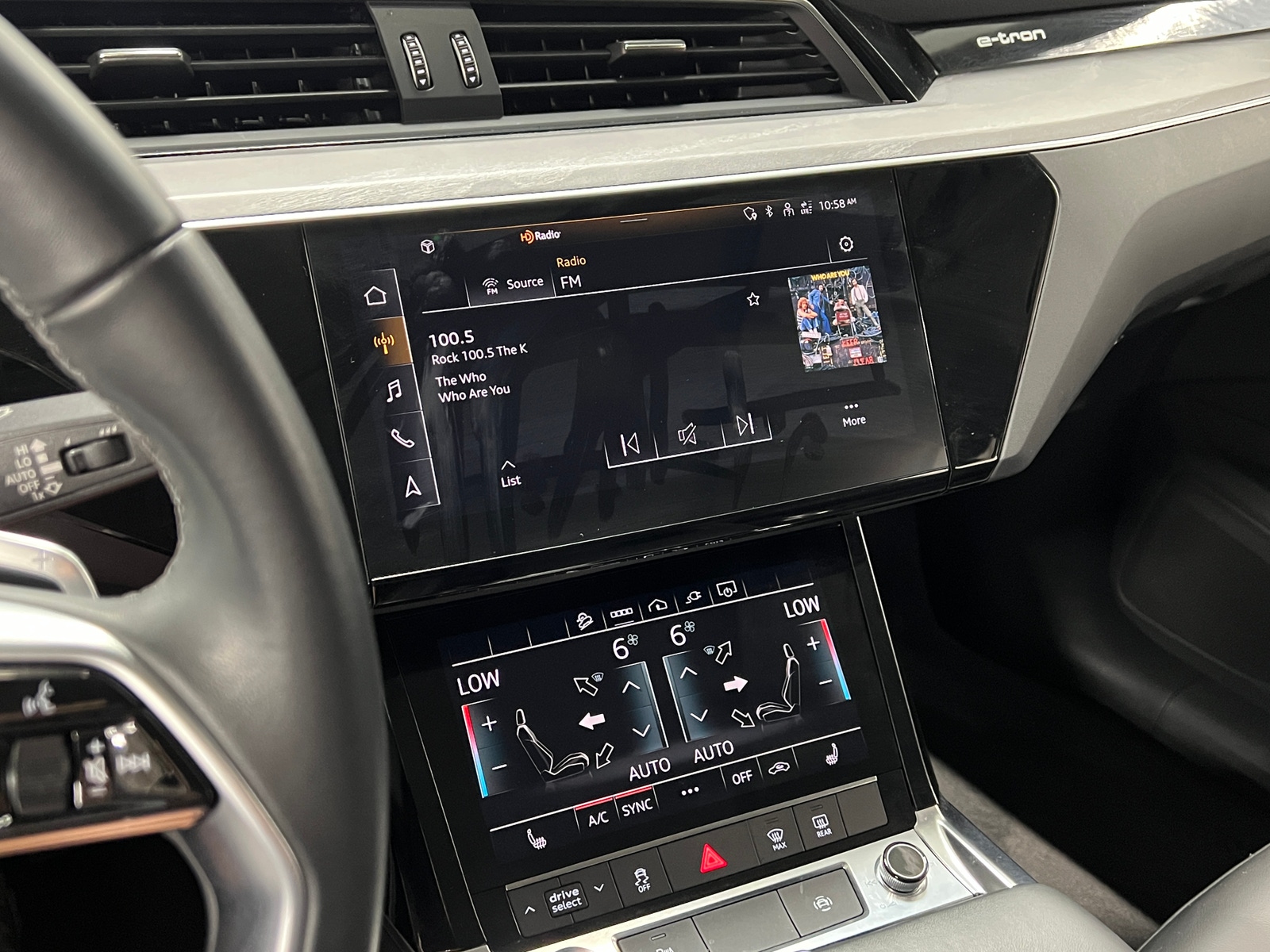 Thumbnail: 2024 Audi Q8 e-tron - 3