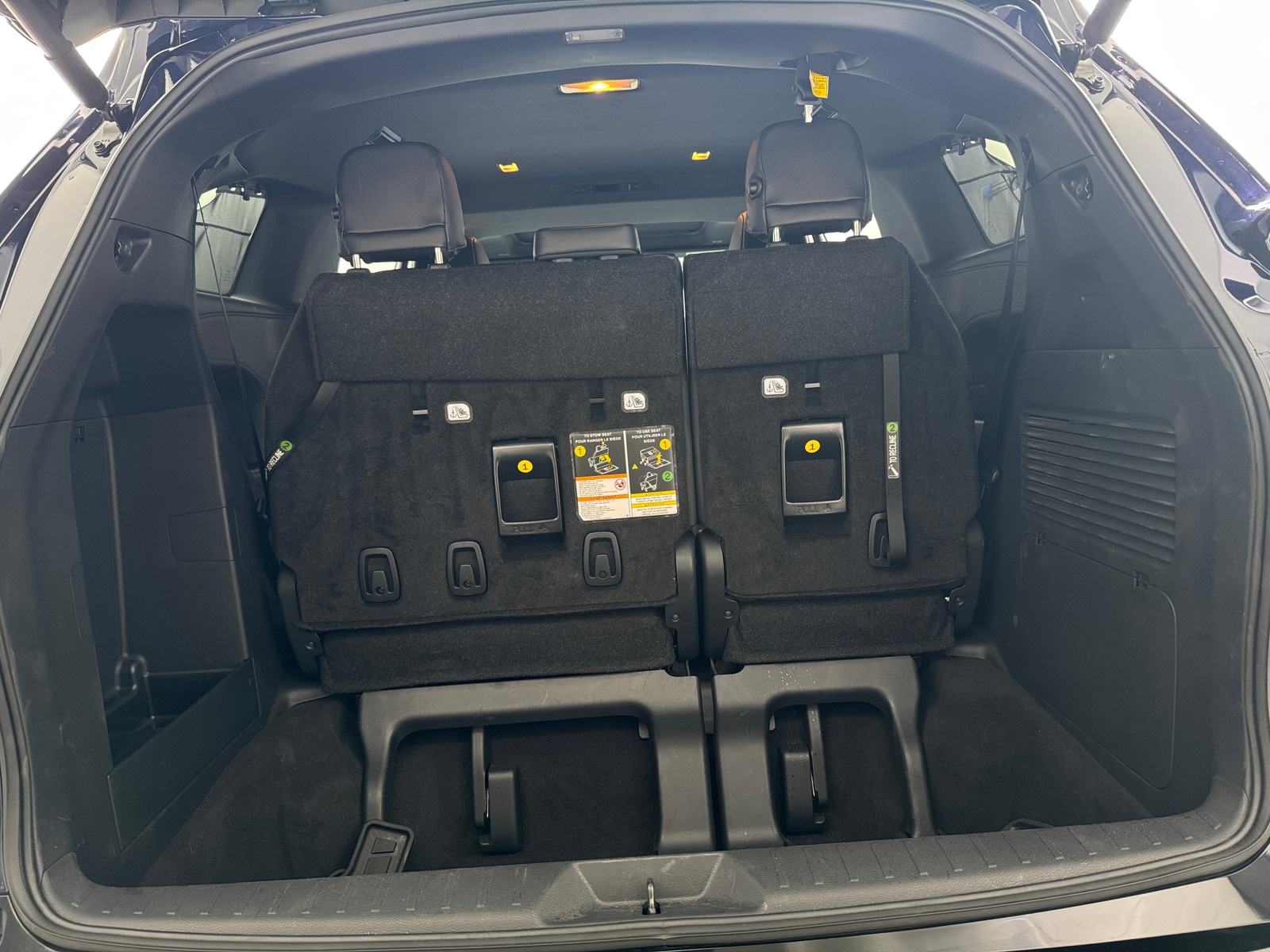 Thumbnail: 2025 Toyota Sienna - 6