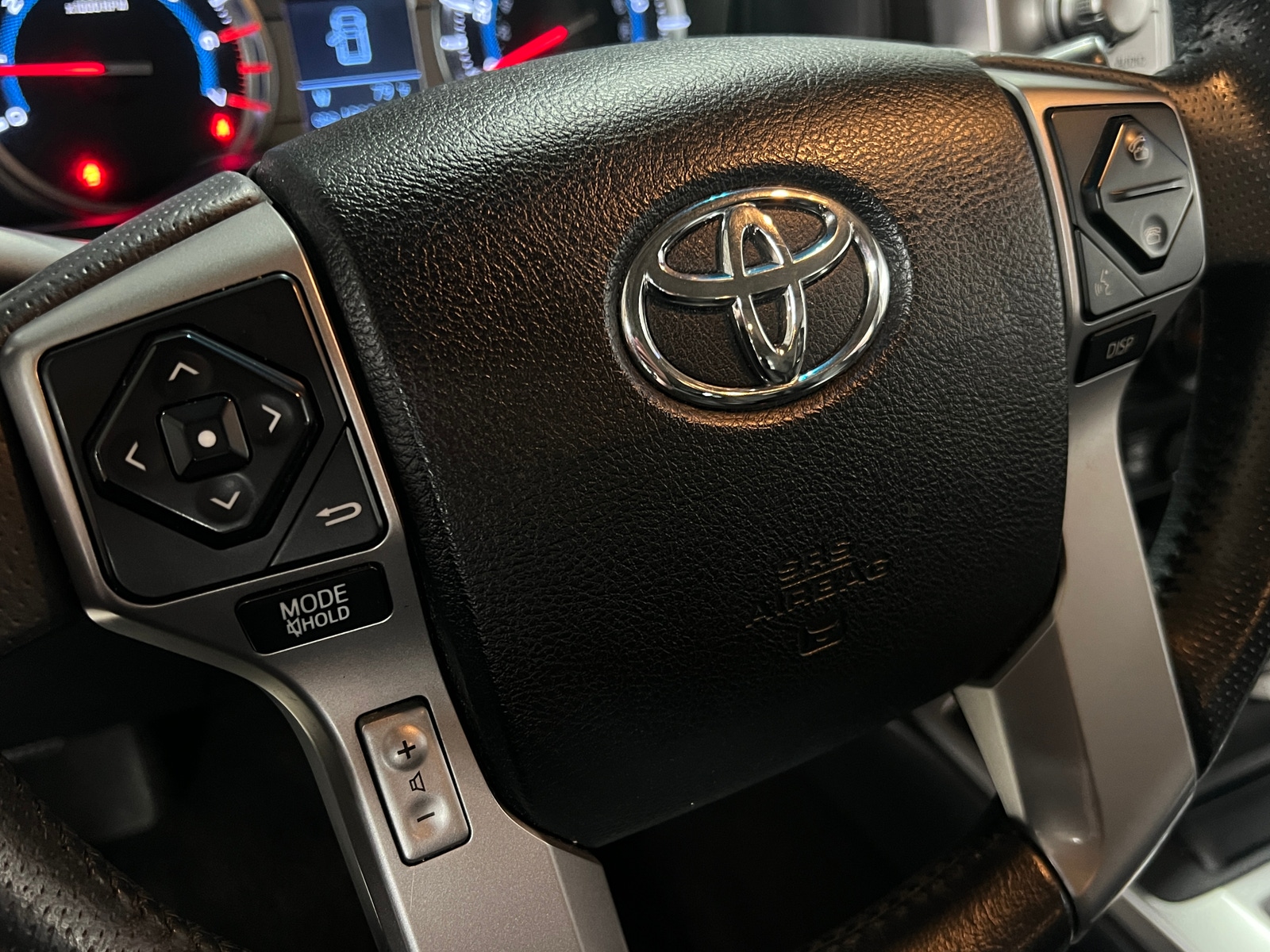 Thumbnail: 2018 Toyota 4Runner - 4