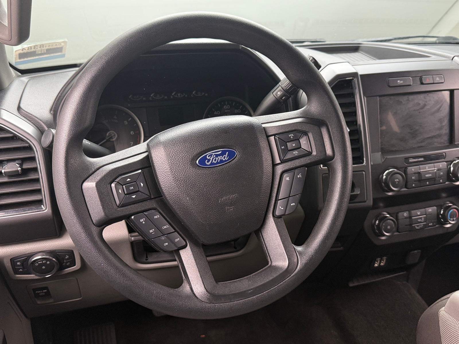 Thumbnail: 2019 Ford Econoline - 5