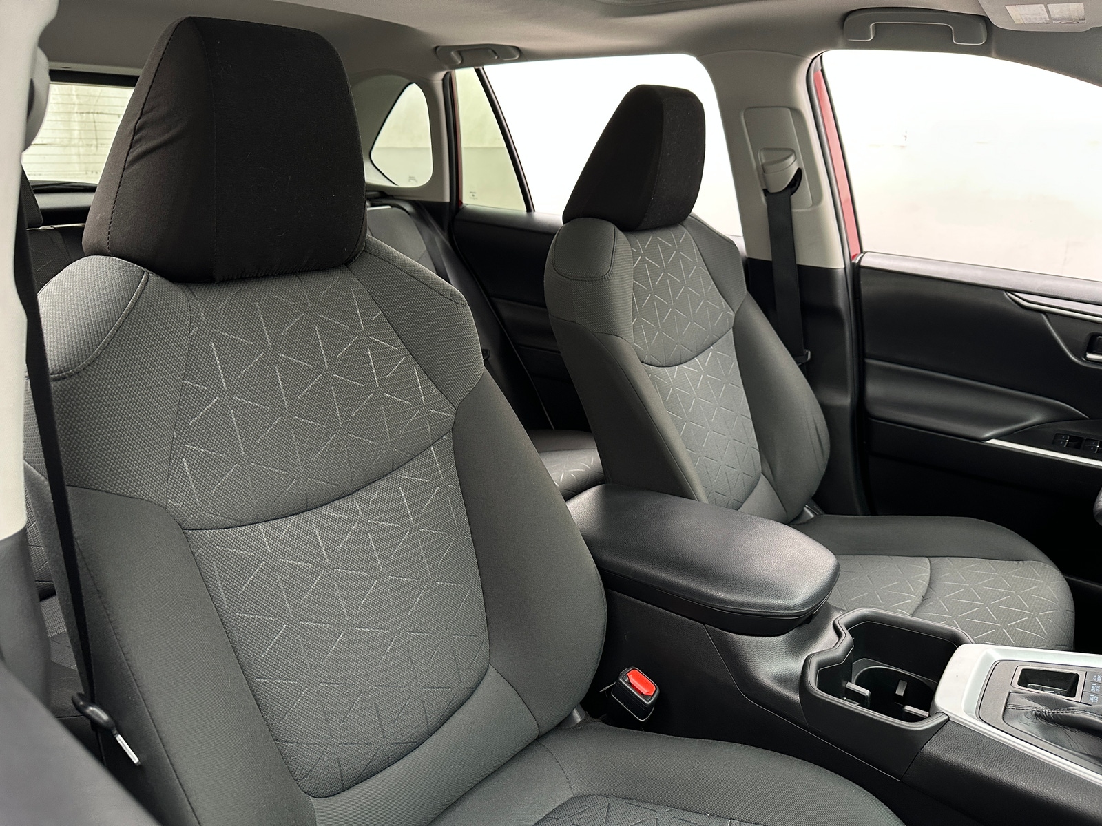 Thumbnail: 2022 Toyota RAV4 - 2