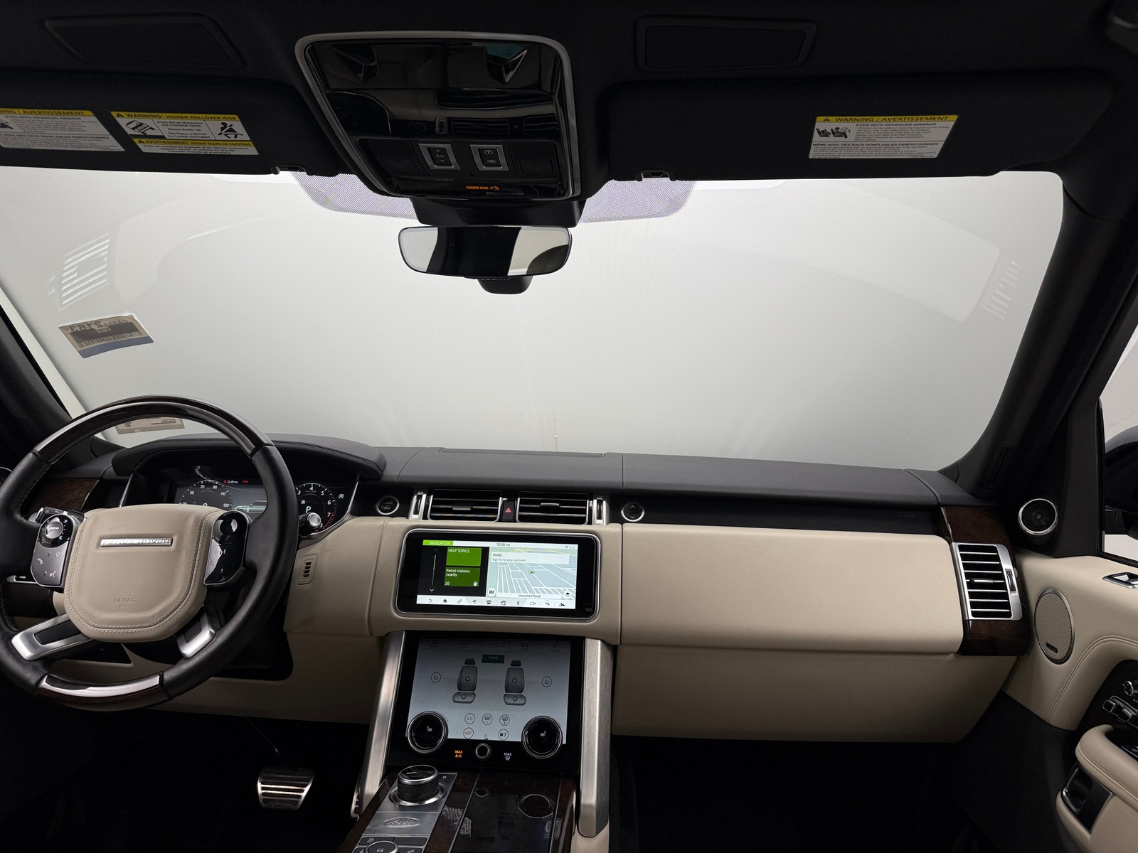 Thumbnail: 2022 Land Rover Range Rover - 2