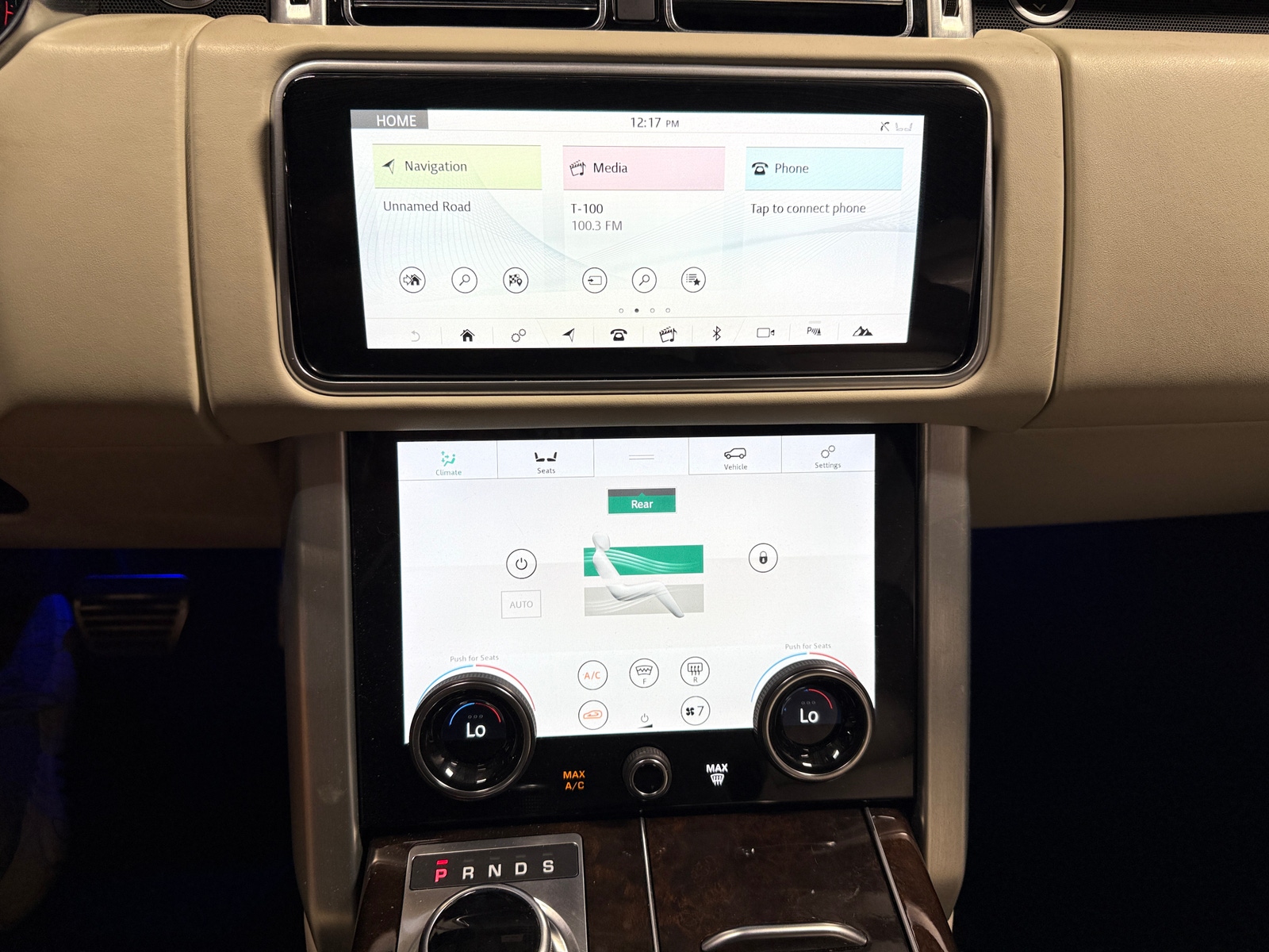 Thumbnail: 2022 Land Rover Range Rover - 3
