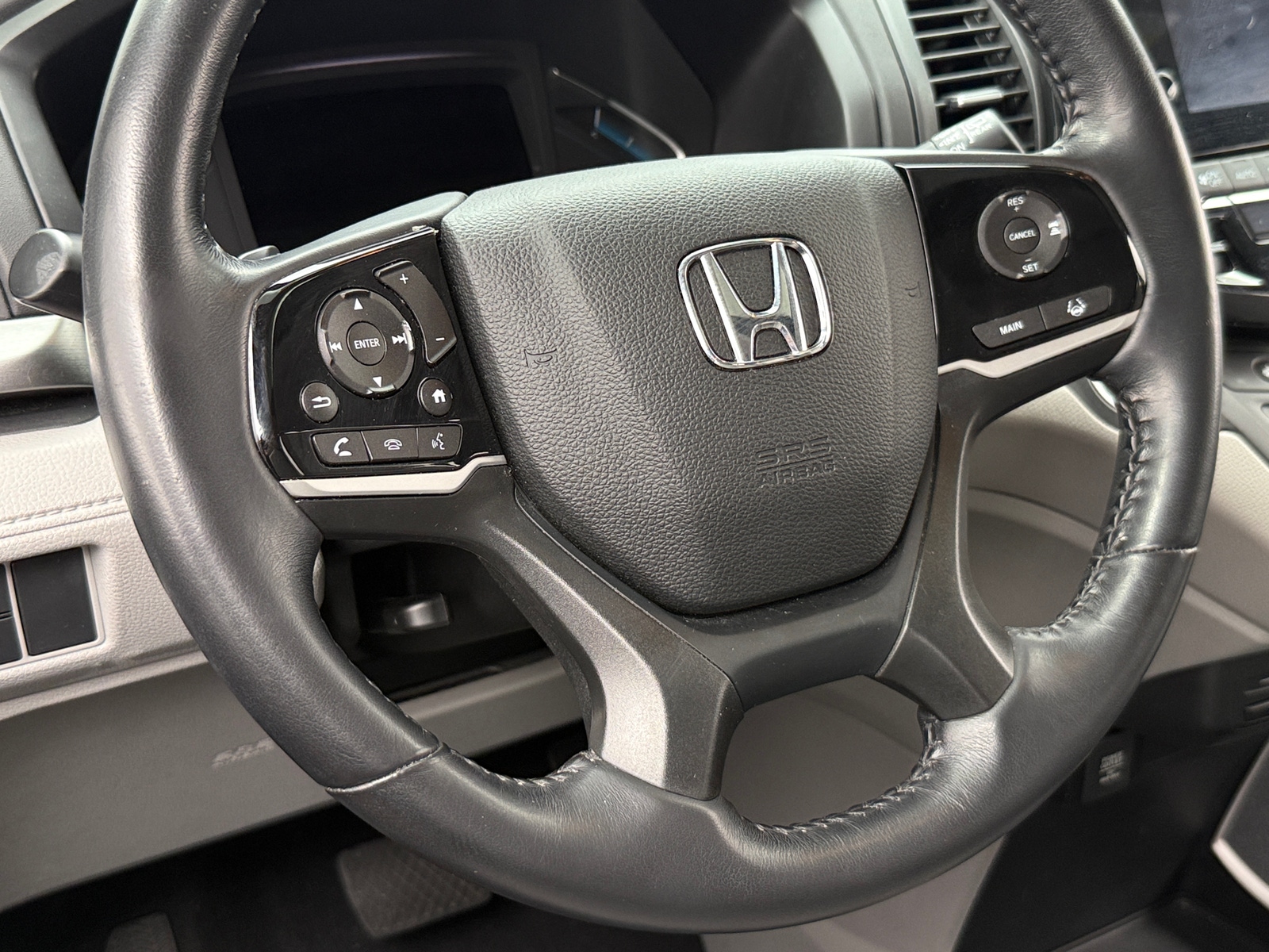 Thumbnail: 2019 Honda Odyssey - 4