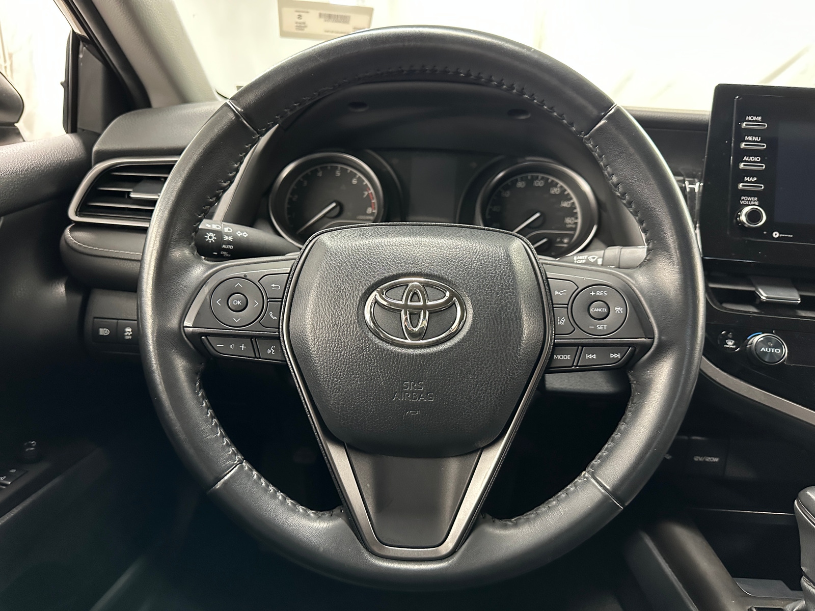 Thumbnail: 2022 Toyota Camry - 4