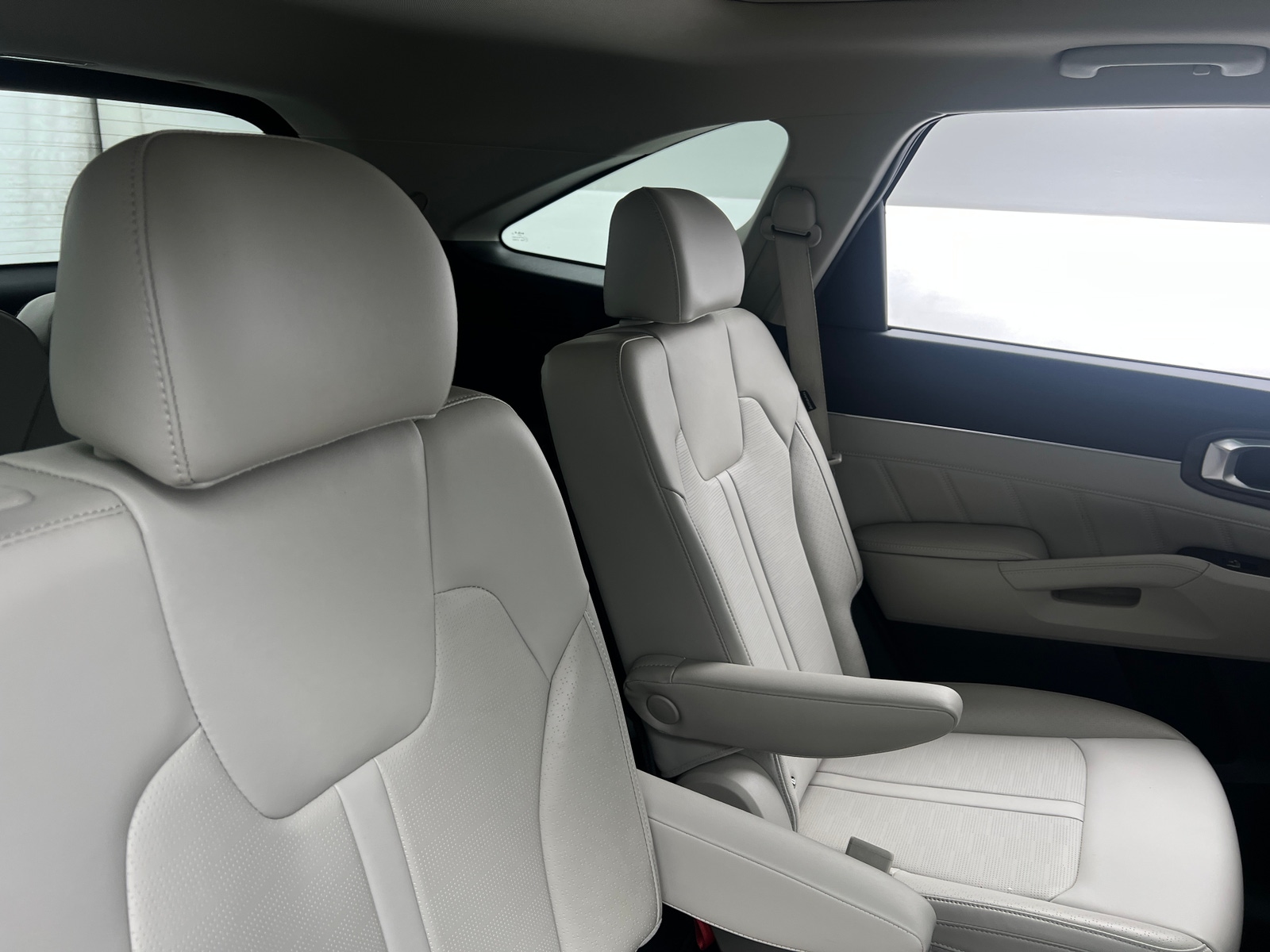 Thumbnail: 2024 Kia Sorento - 5