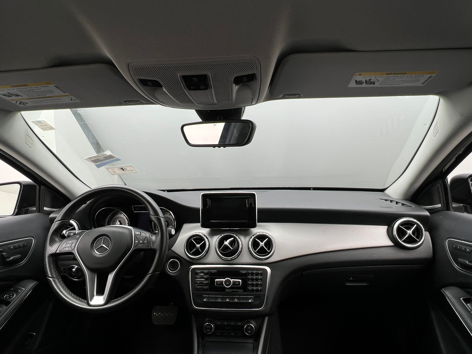Thumbnail: 2015 Mercedes-Benz GLA - 2