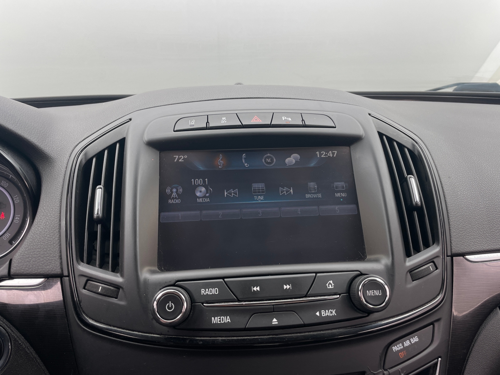 Thumbnail: 2016 Buick Regal - 3