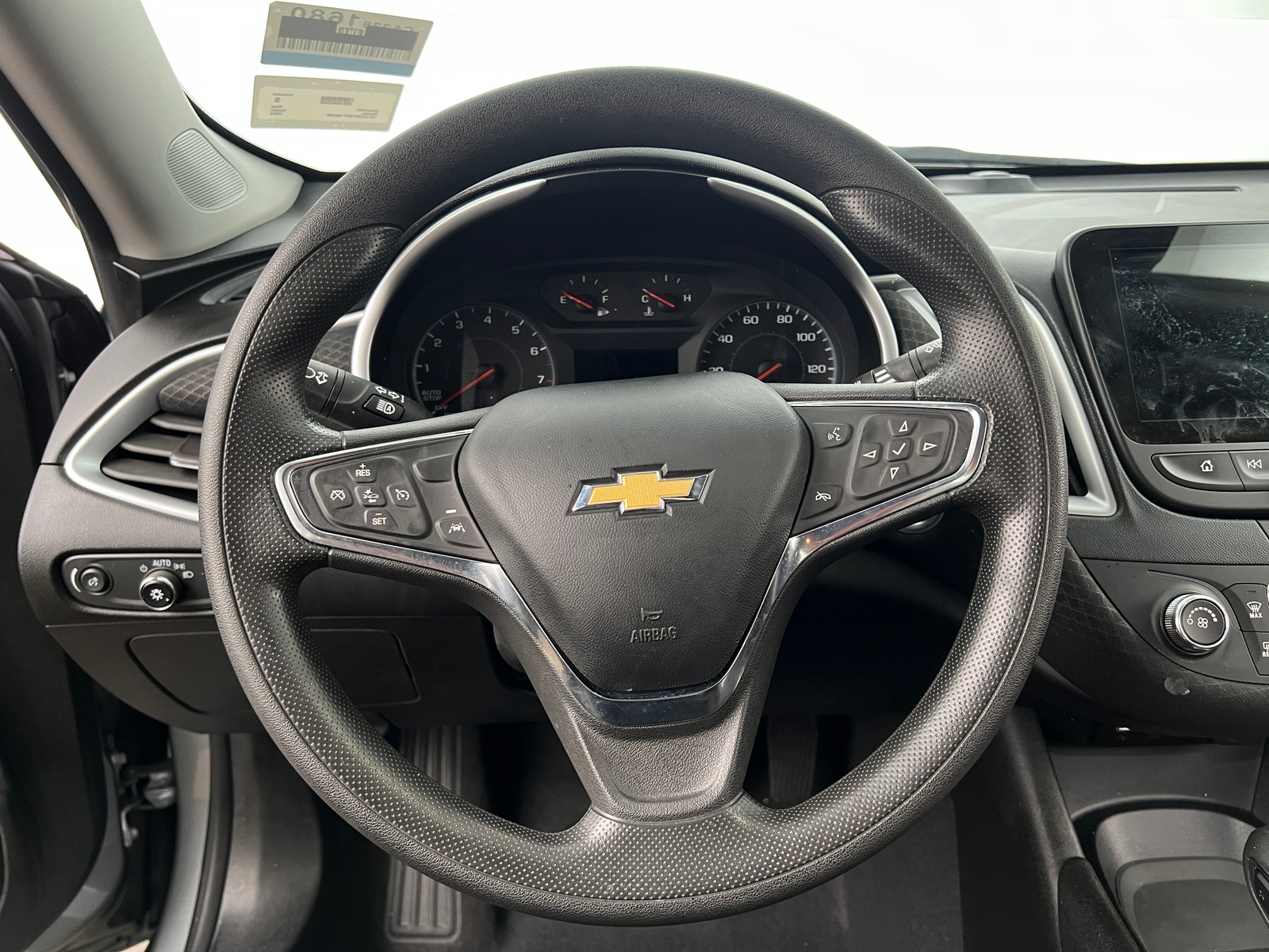 Thumbnail: 2023 Chevrolet Malibu - 5