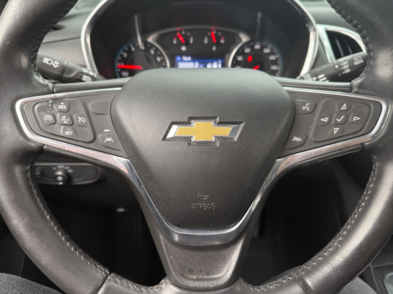 Thumbnail: 2019 Chevrolet Equinox - 5