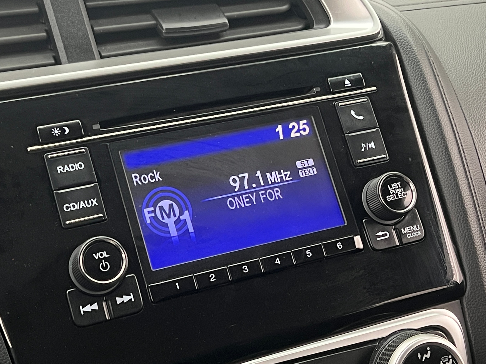 Thumbnail: 2015 Honda Fit - 4