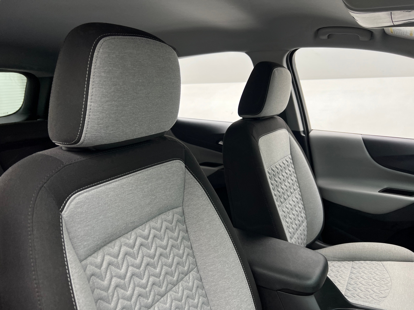 Thumbnail: 2023 Chevrolet Equinox - 2