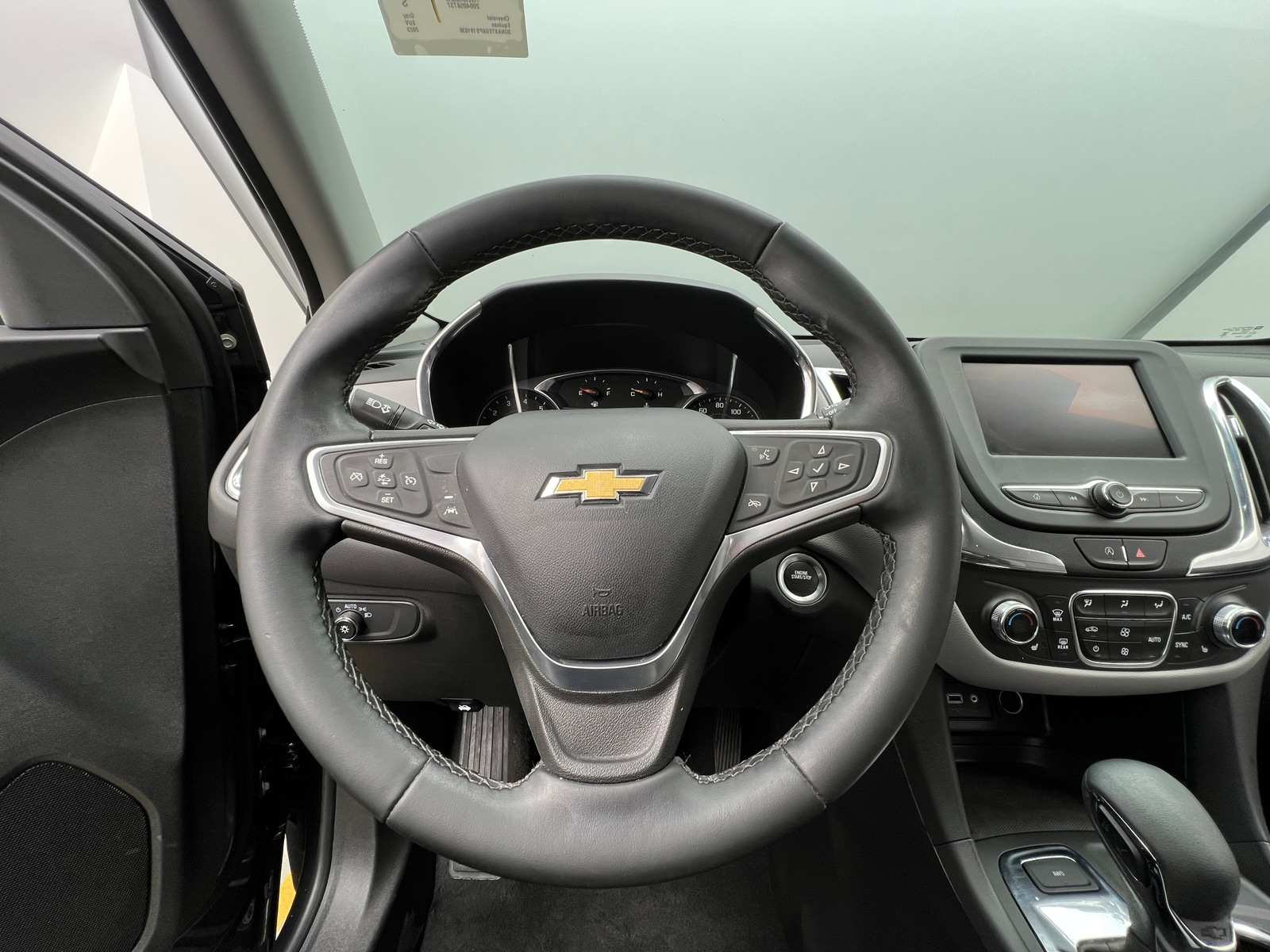 Thumbnail: 2023 Chevrolet Equinox - 5