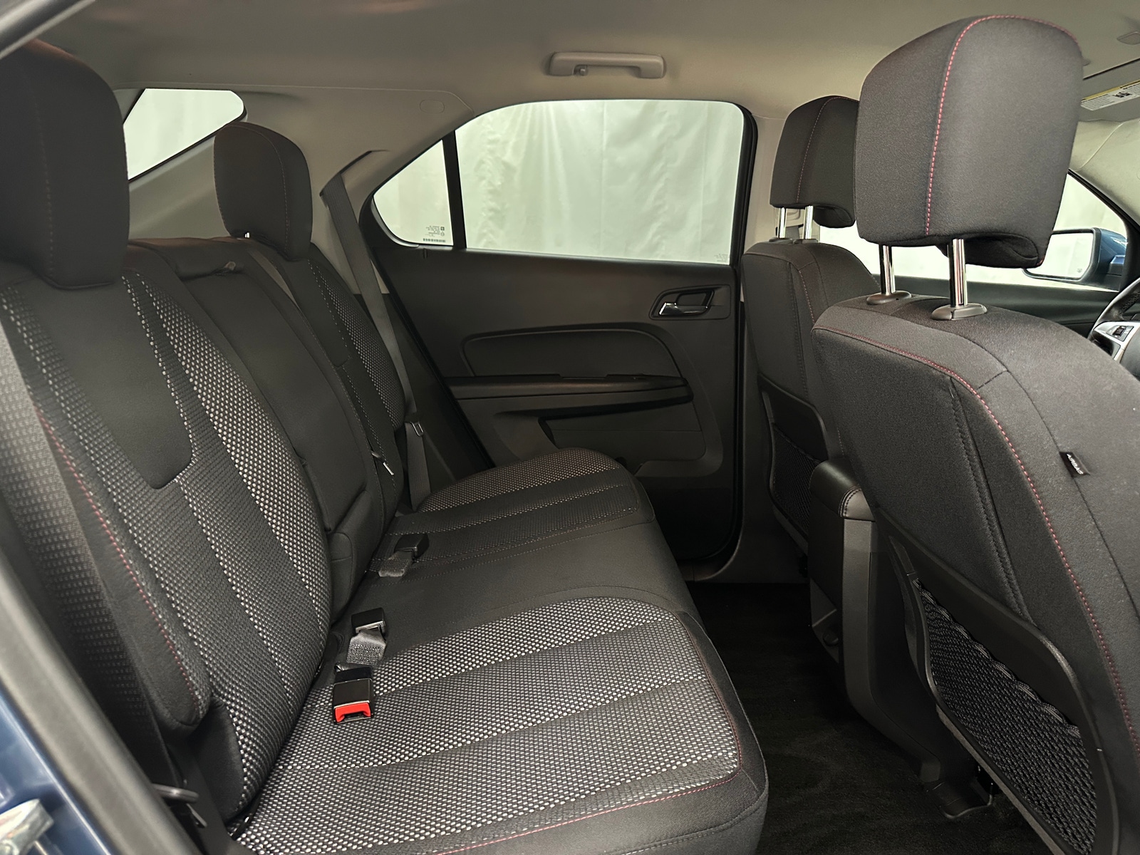 Thumbnail: 2017 Chevrolet Equinox - 6