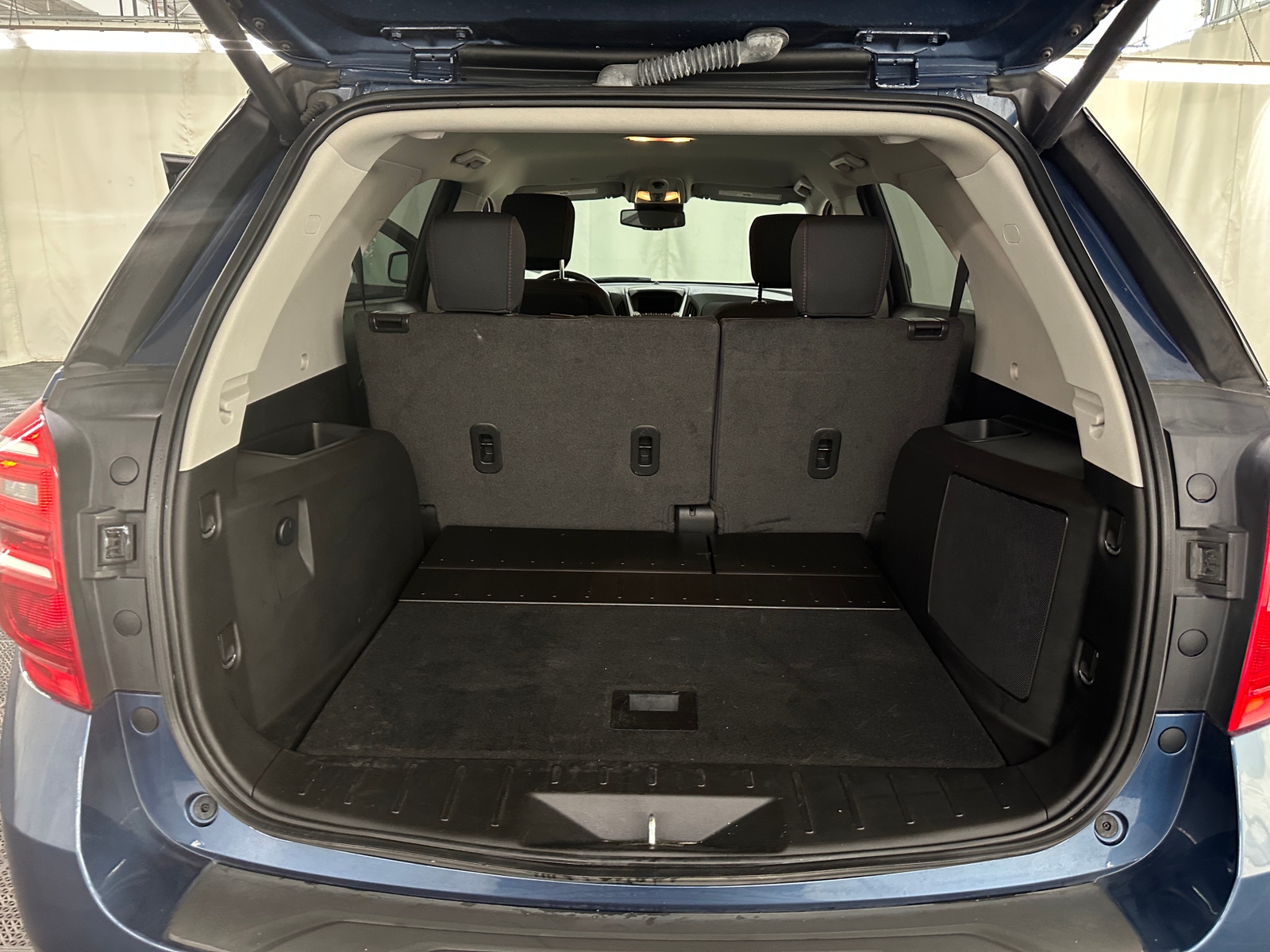 Thumbnail: 2017 Chevrolet Equinox - 7