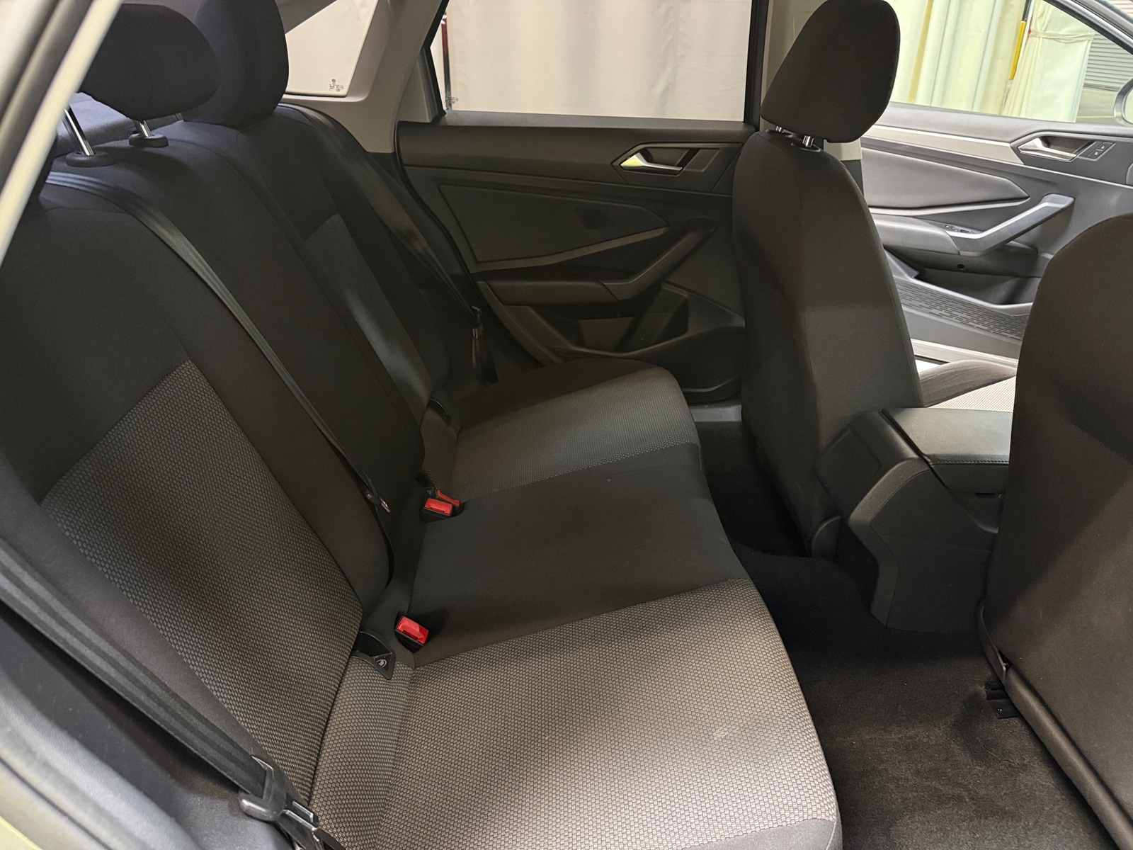 Thumbnail: 2019 Volkswagen Jetta - 6