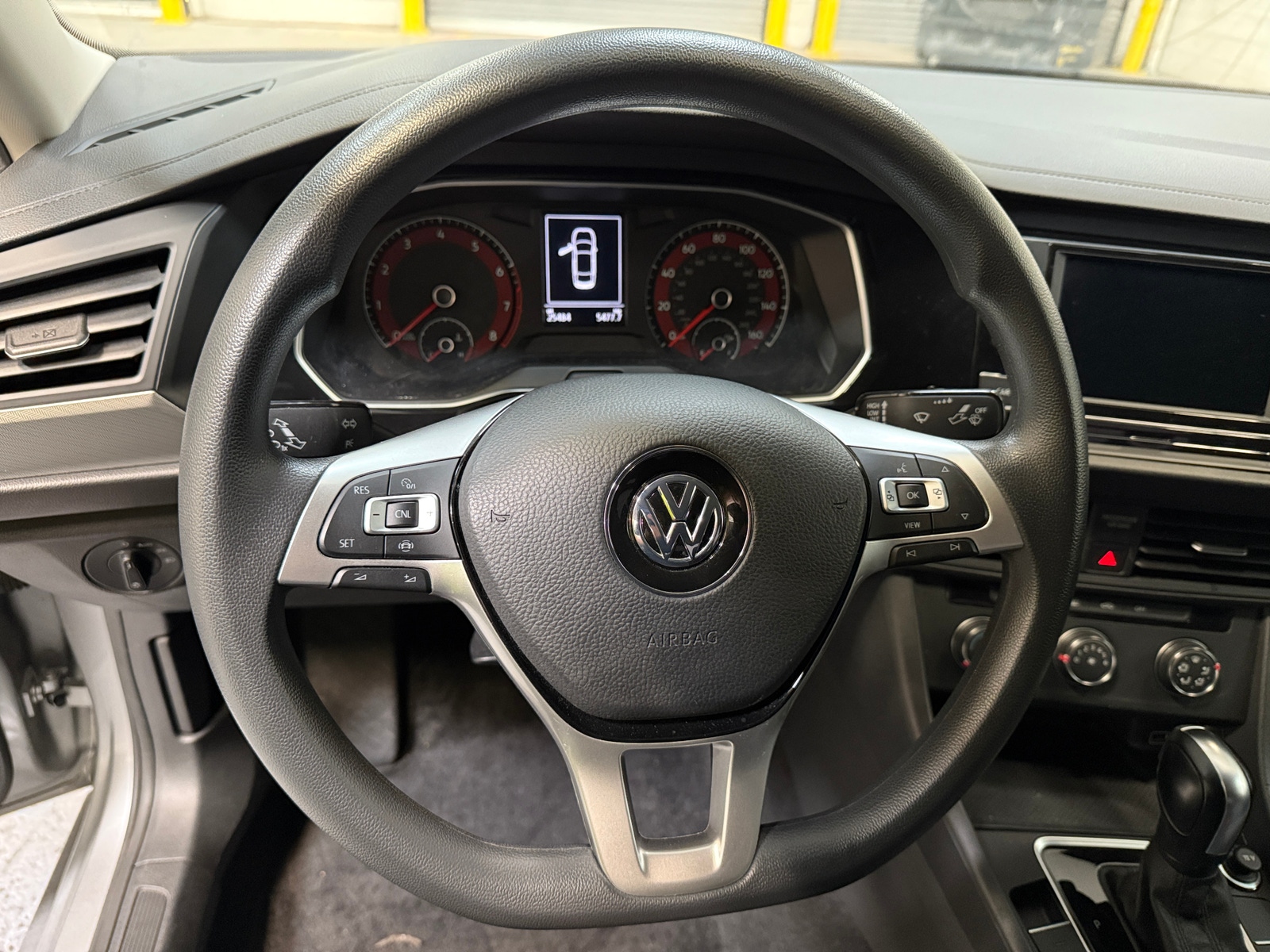 Thumbnail: 2019 Volkswagen Jetta - 5