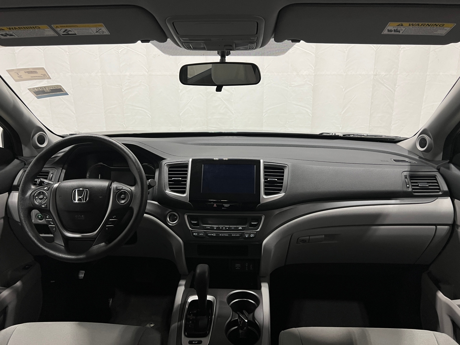 Thumbnail: 2017 Honda Pilot - 3