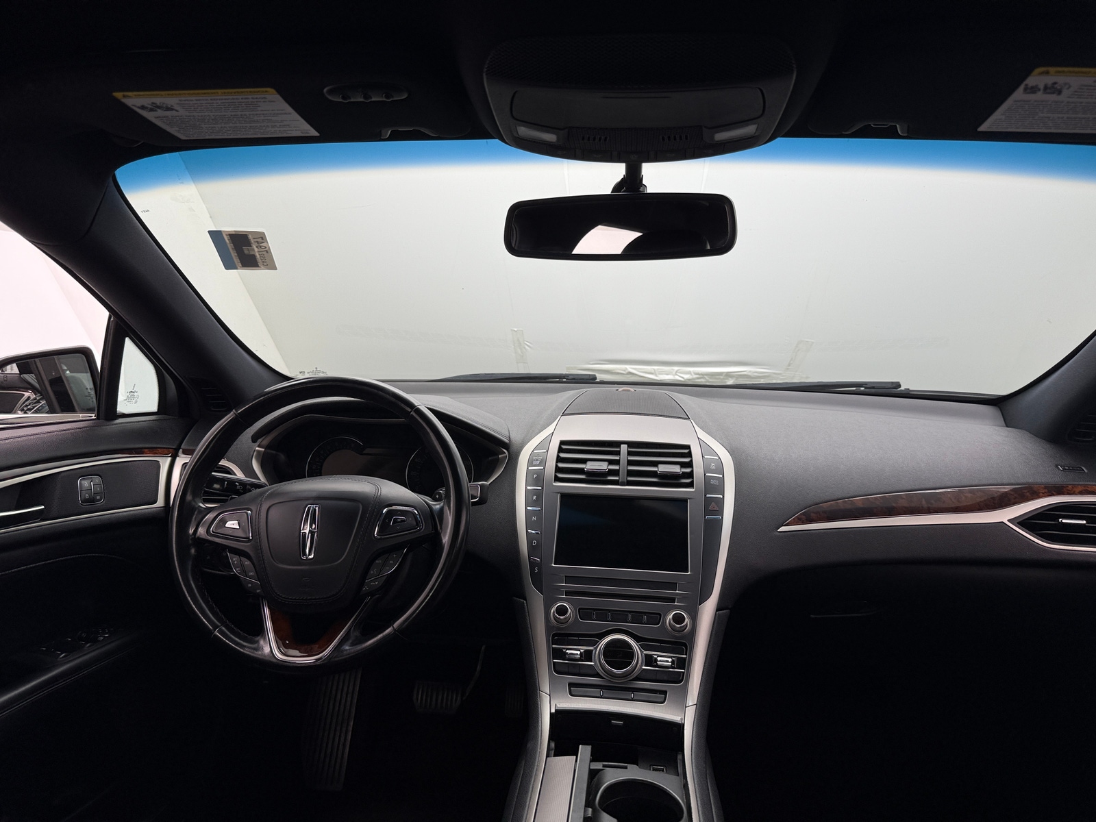 Thumbnail: 2017 Lincoln MKZ - 2