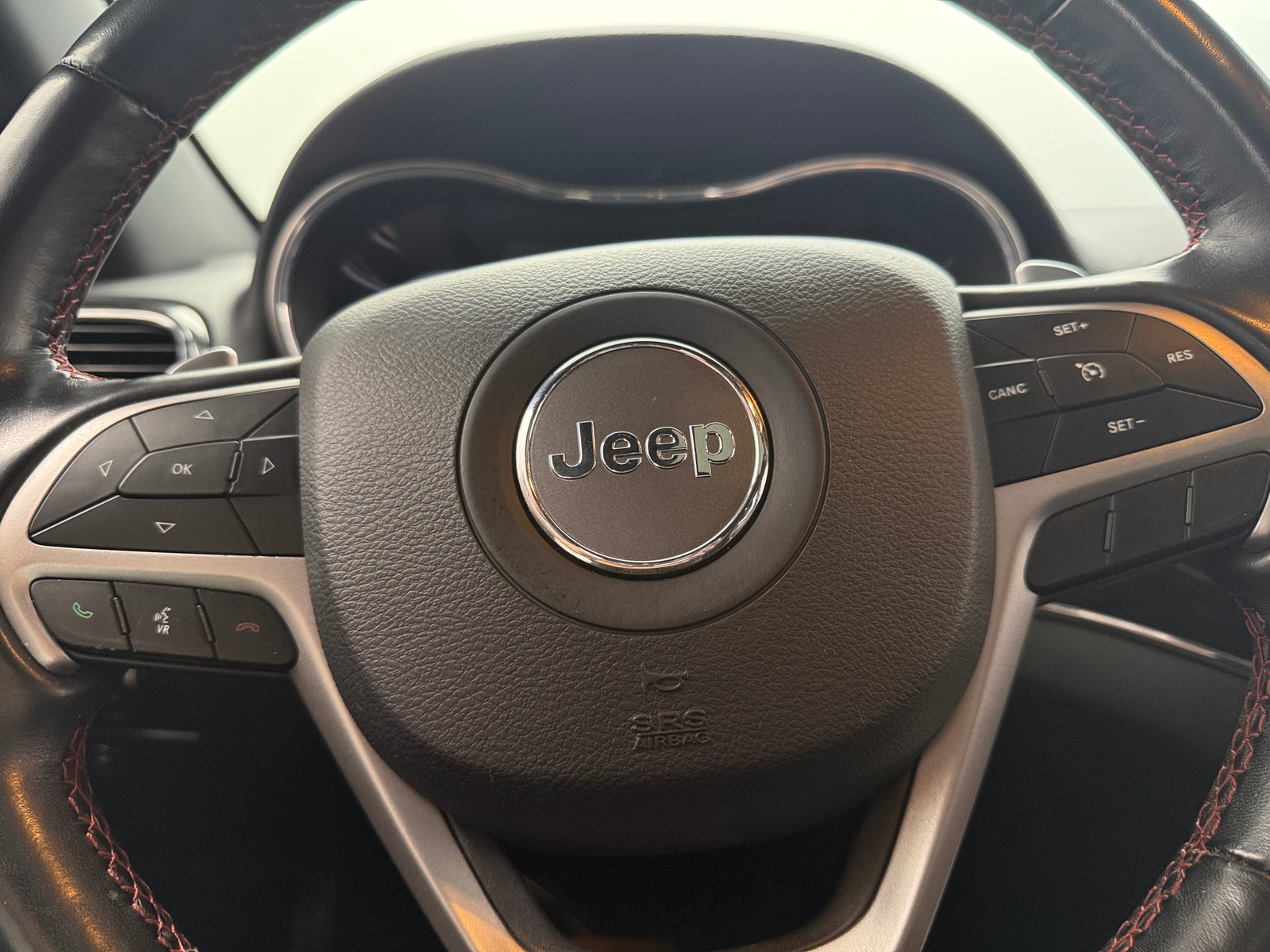 Thumbnail: 2020 Jeep Grand Cherokee - 4