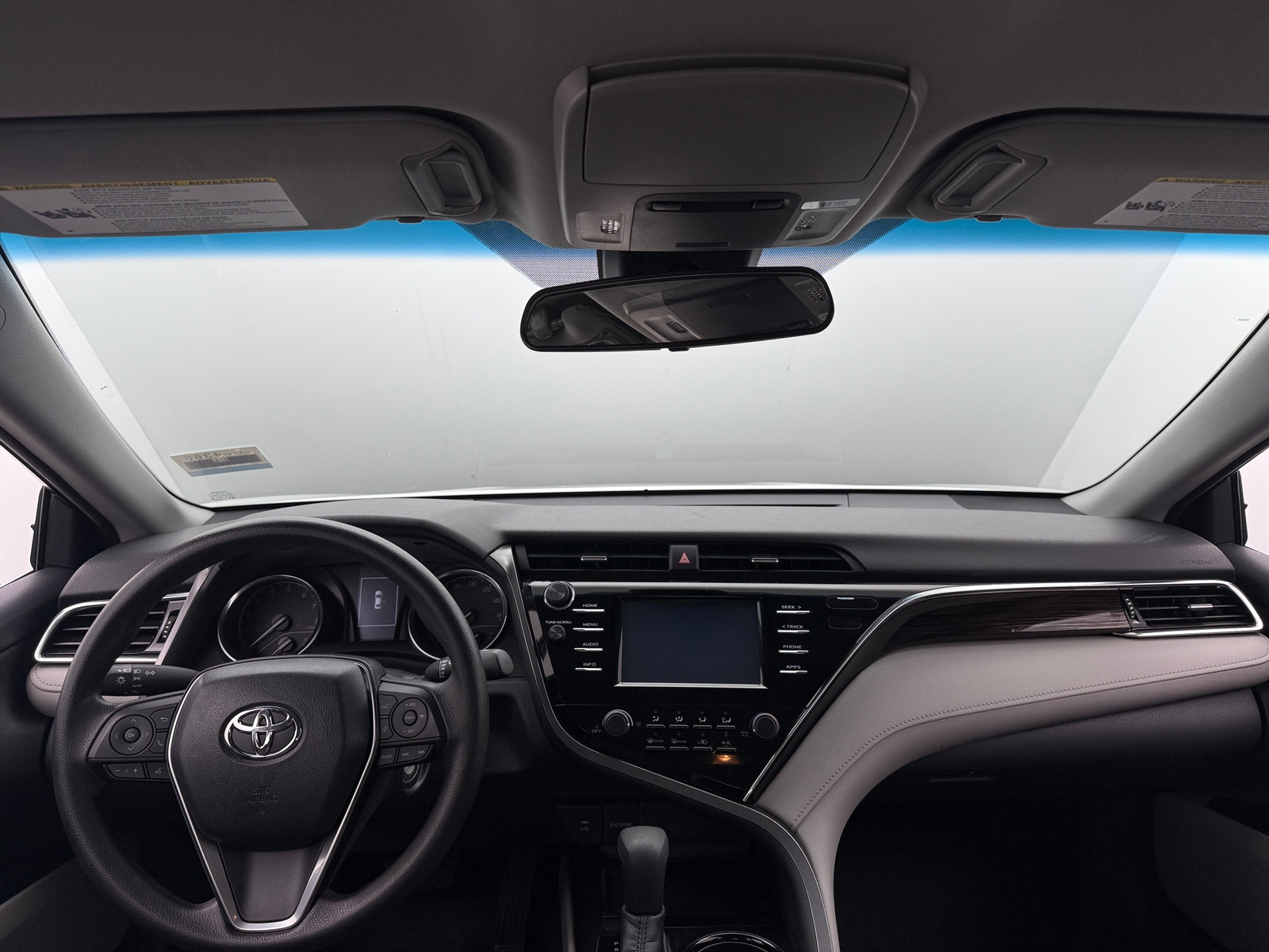 Thumbnail: 2018 Toyota Camry - 3