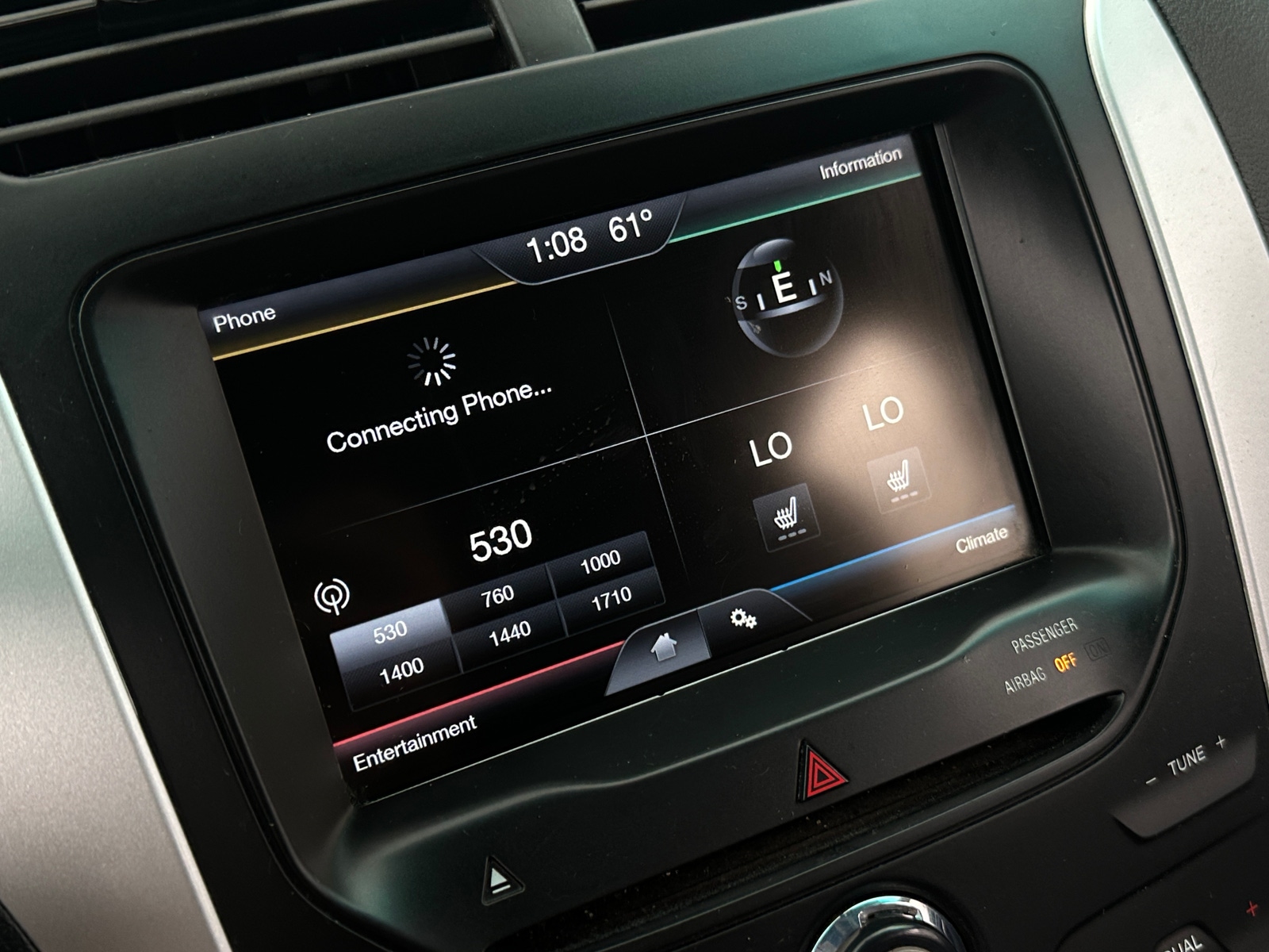 Thumbnail: 2015 Ford Explorer - 3