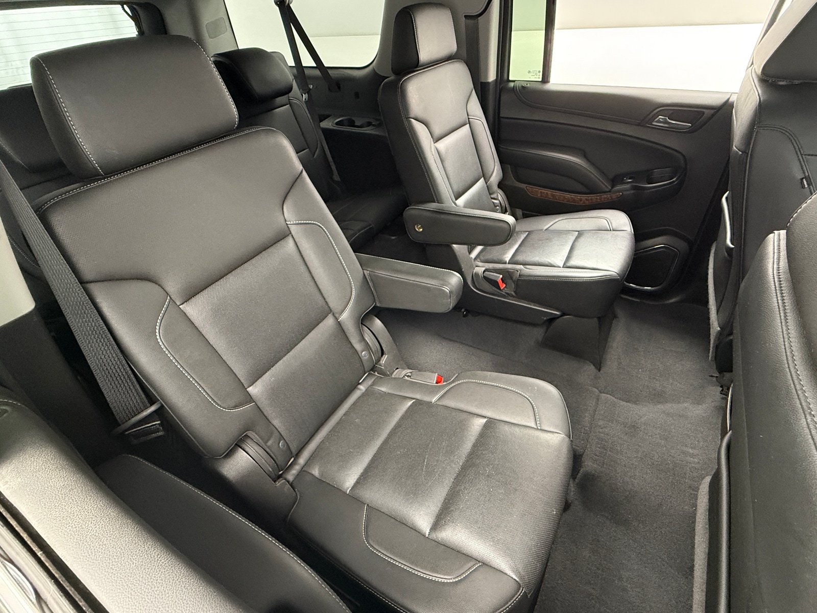 Thumbnail: 2019 Chevrolet Suburban - 5