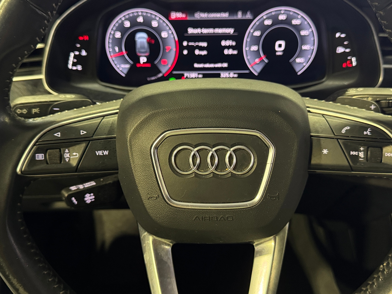 Thumbnail: 2019 Audi Q8 - 4