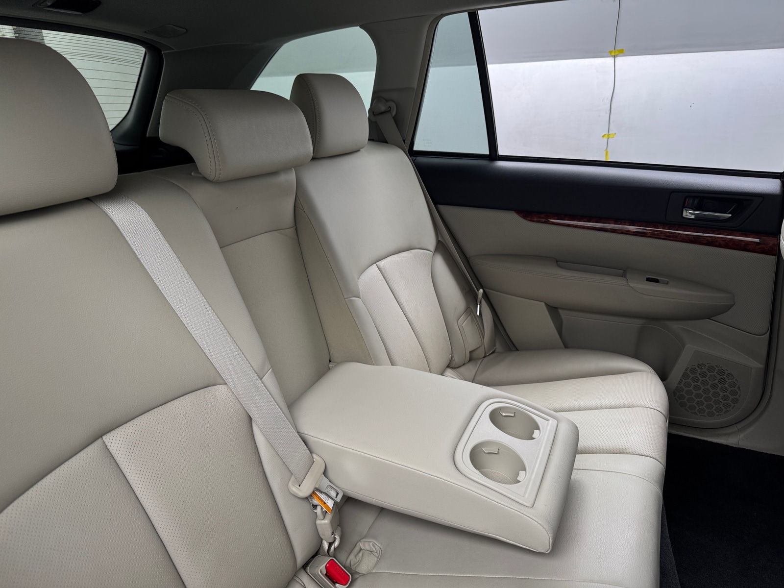 Thumbnail: 2010 Subaru Outback - 5