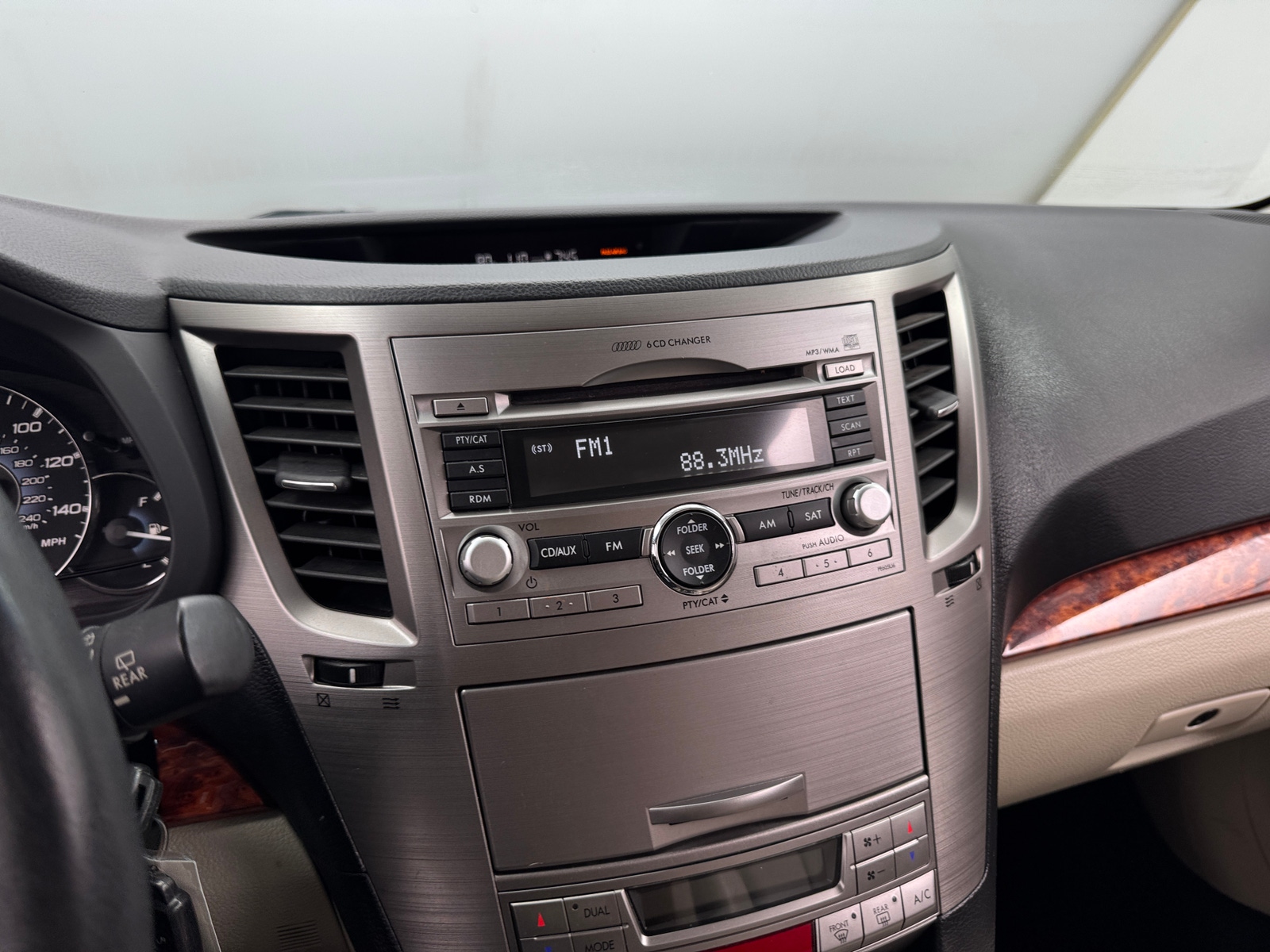 Thumbnail: 2010 Subaru Outback - 3