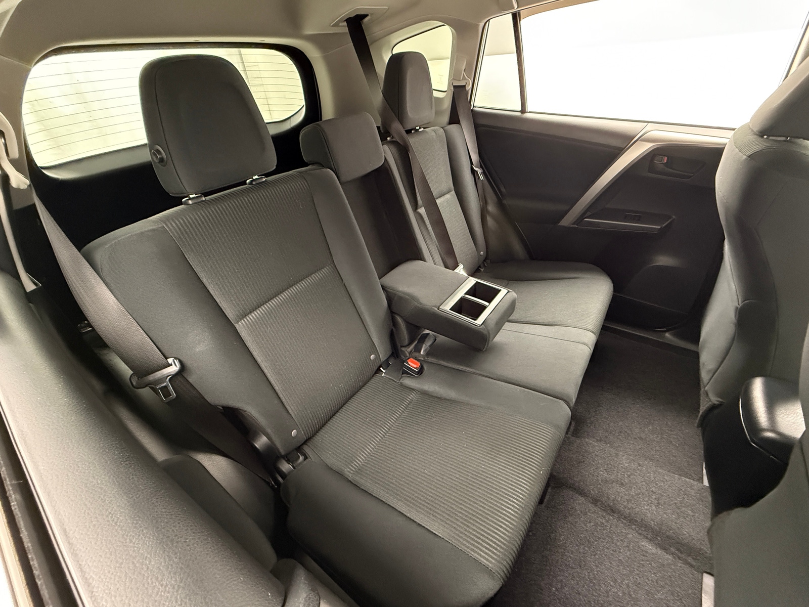Thumbnail: 2017 Toyota RAV4 - 6