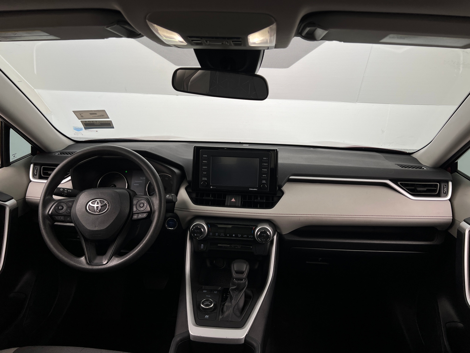 Thumbnail: 2022 Toyota RAV4 - 3