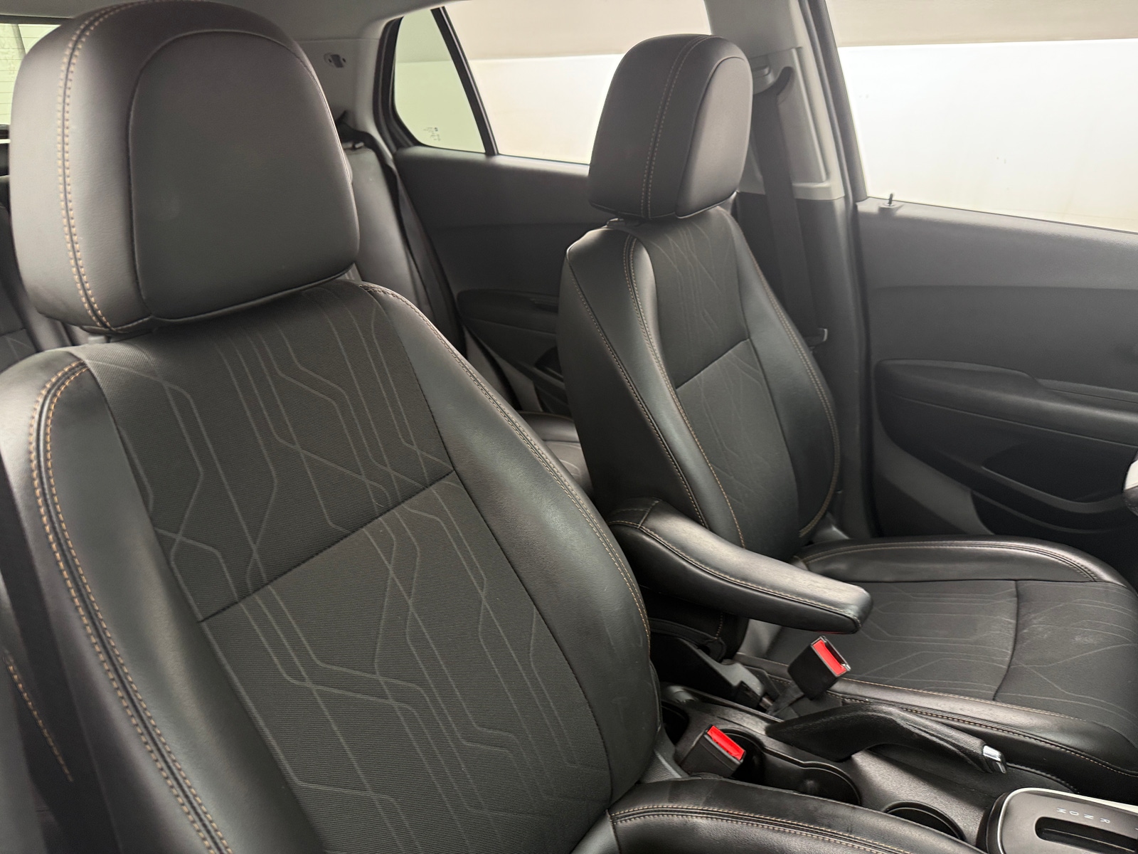 Thumbnail: 2018 Chevrolet Trax - 2