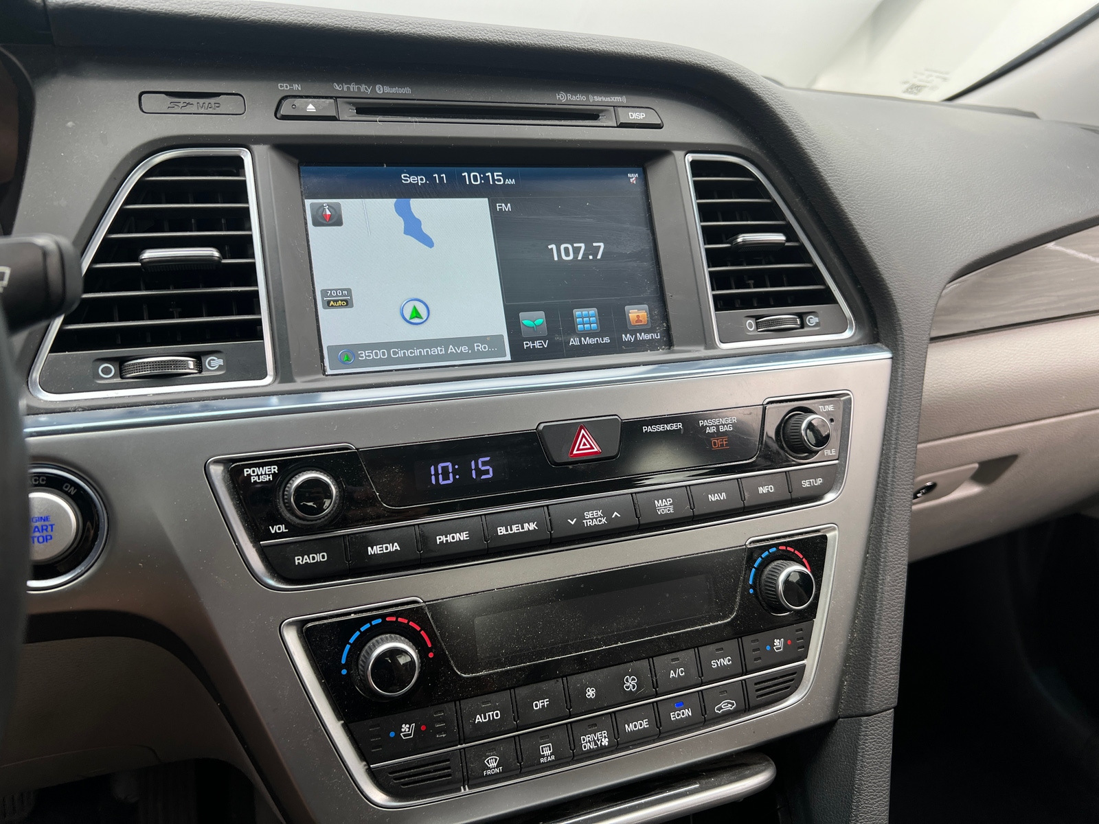 Thumbnail: 2017 Hyundai Sonata - 3