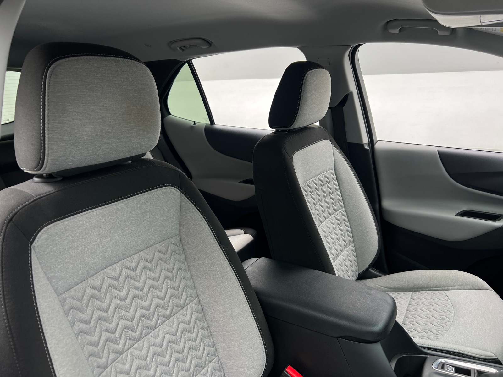 Thumbnail: 2024 Chevrolet Equinox - 2