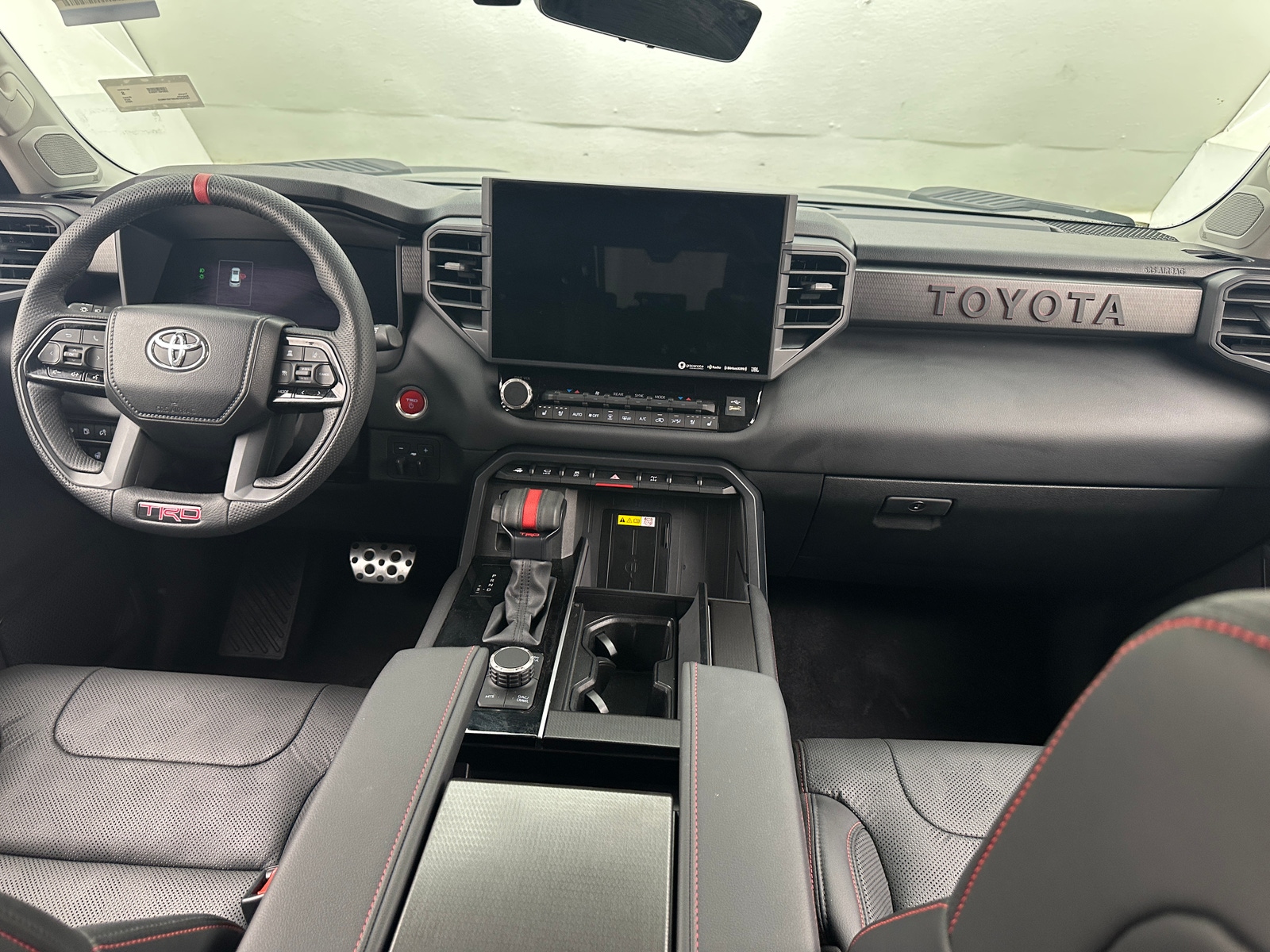 Thumbnail: 2023 Toyota Sequoia - 2